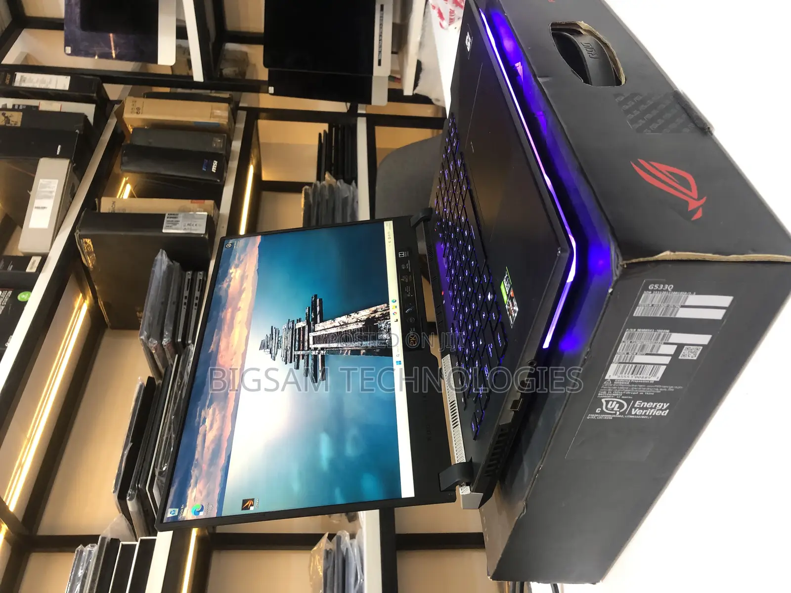 New Laptop Asus ROG Strix G731G 32GB Intel Core Ultra 9 SSD 2T