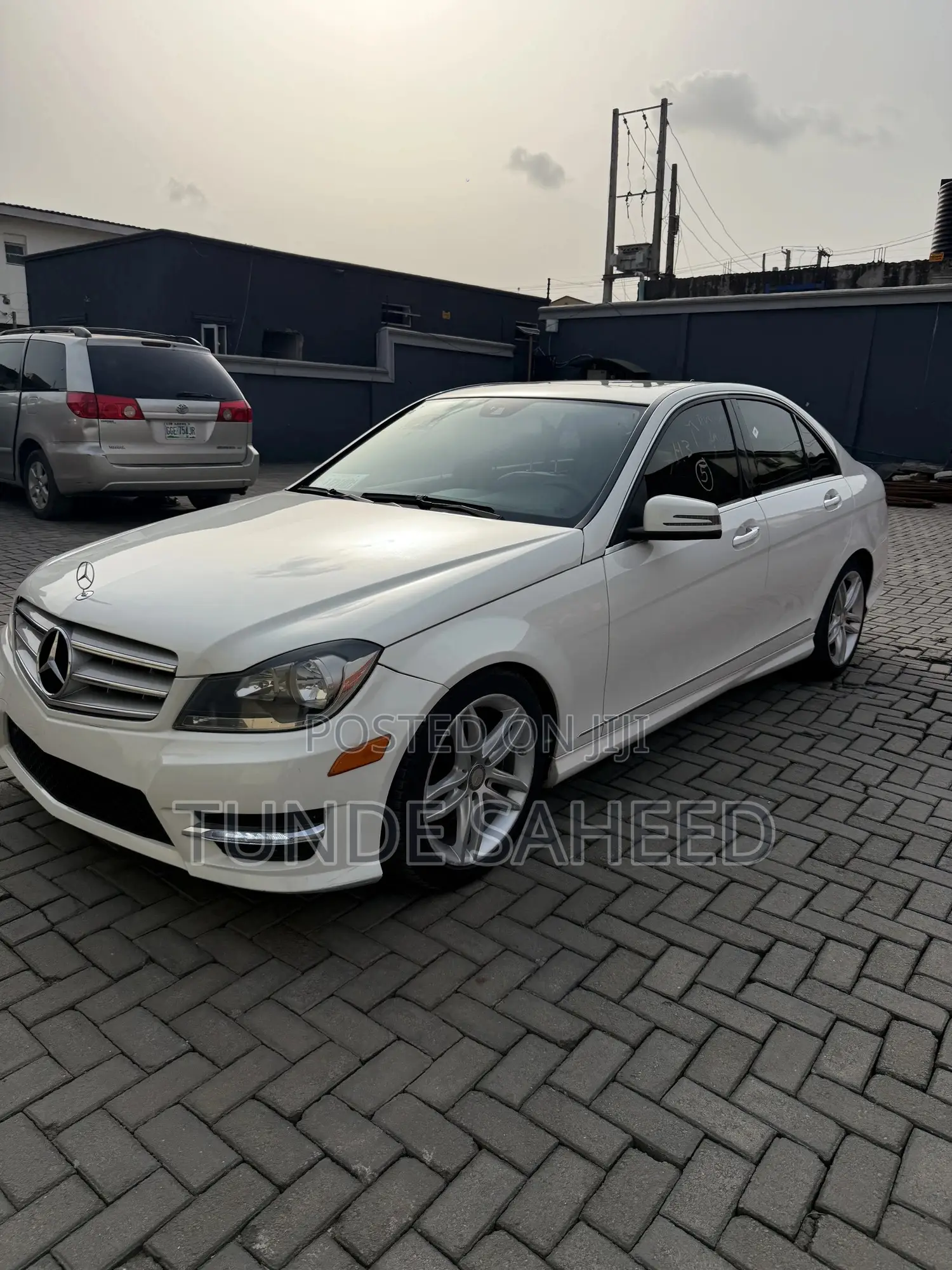 Mercedes-Benz C300 Luxury 4Matic Sedan AWD (3.5L 6cyl 7A) 2013 White