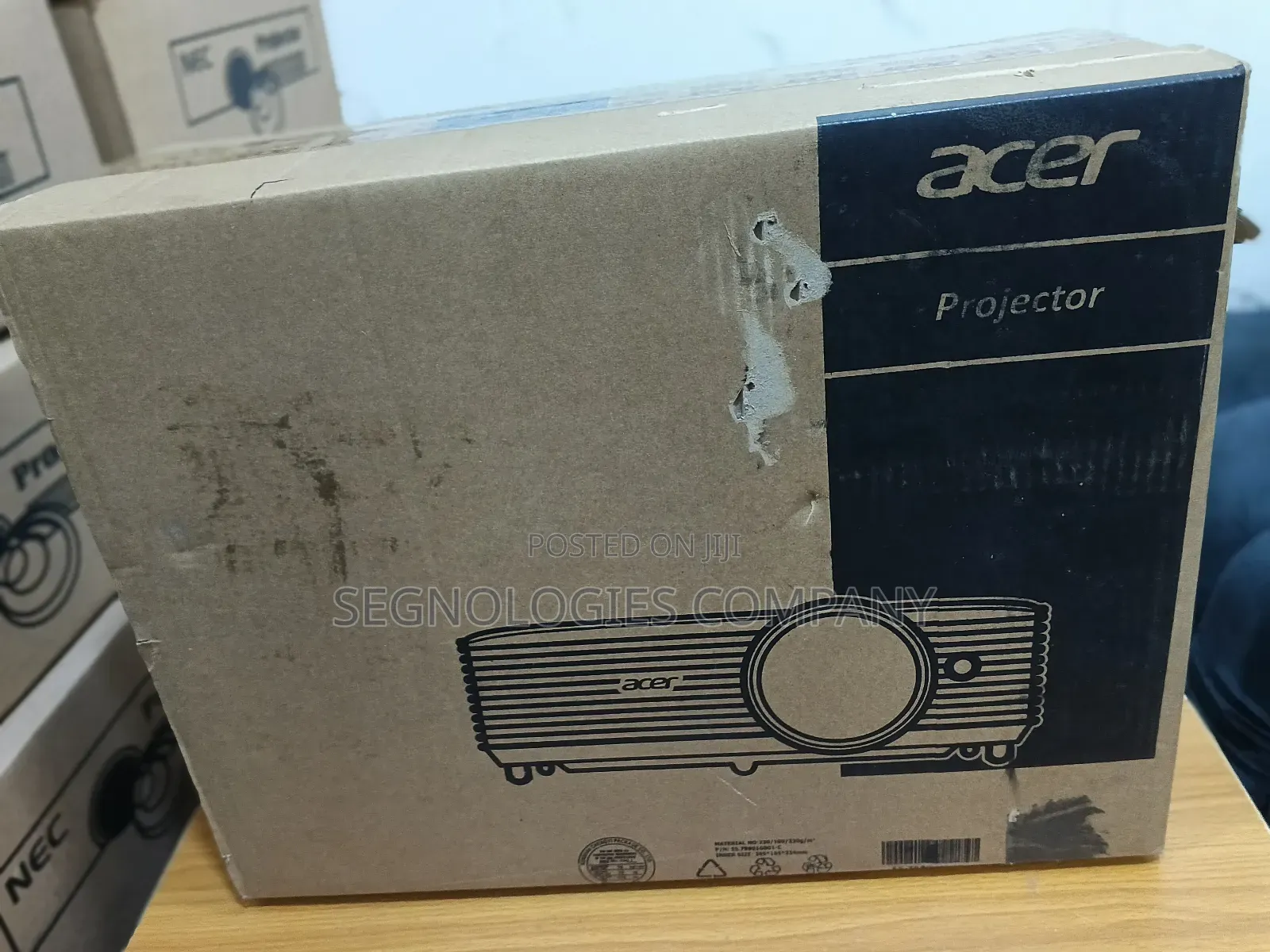 Opened-box Acer P7500 4000 Lumens Dlp Projector
