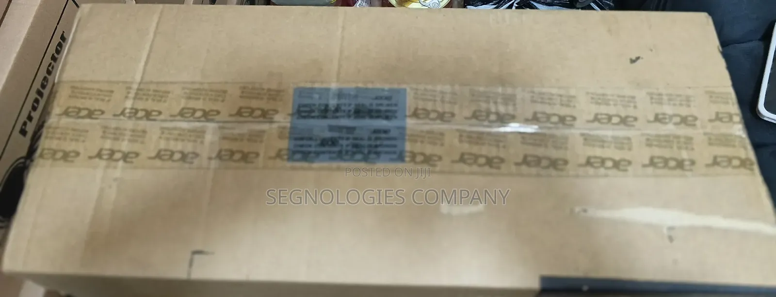Opened-box Acer P7500 4000 Lumens Dlp Projector