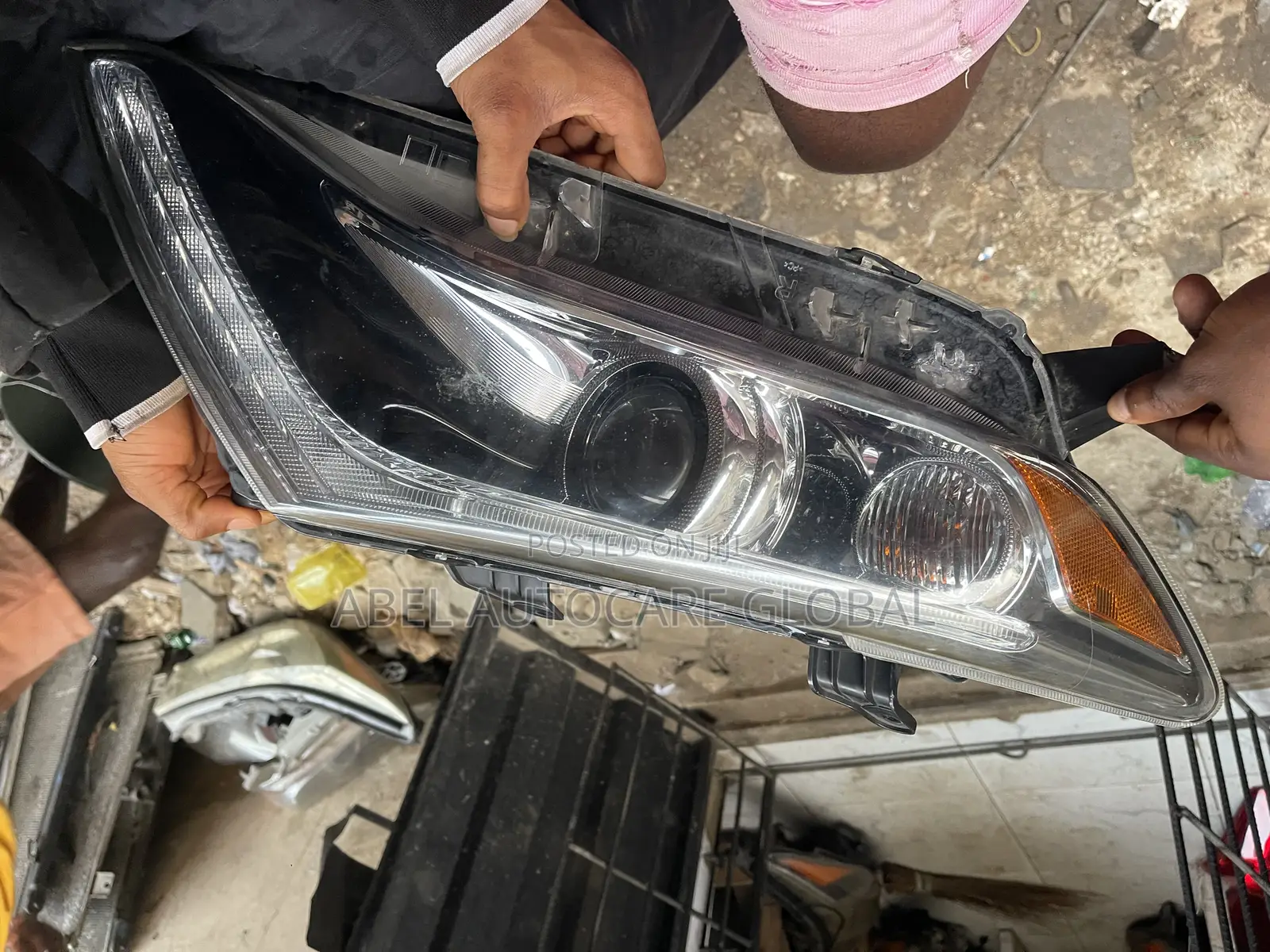 Headlights for Toyota Venza 2014 Model
