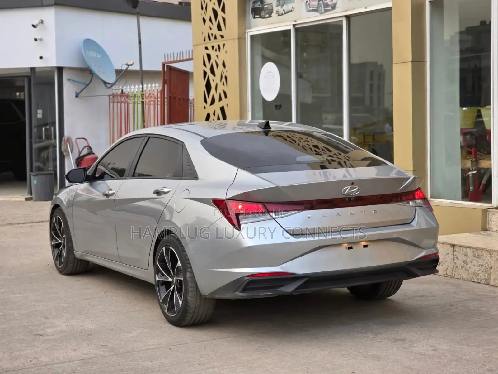 Hyundai Elantra 2020 Silver