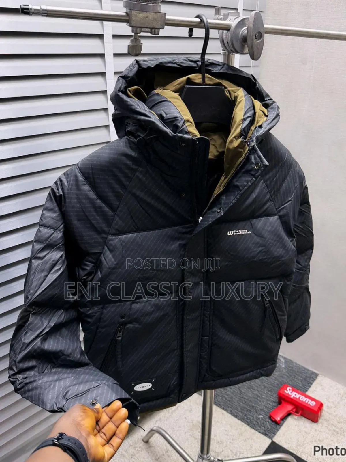 Best Quality Luxury Cargo Jacket Well Banded Package