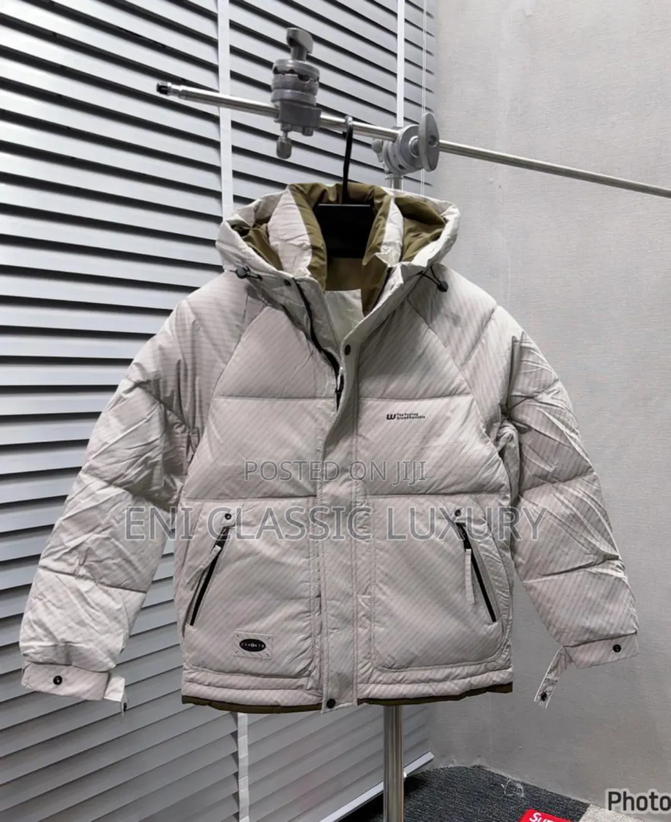 Best Quality Luxury Cargo Jacket Well Banded Package