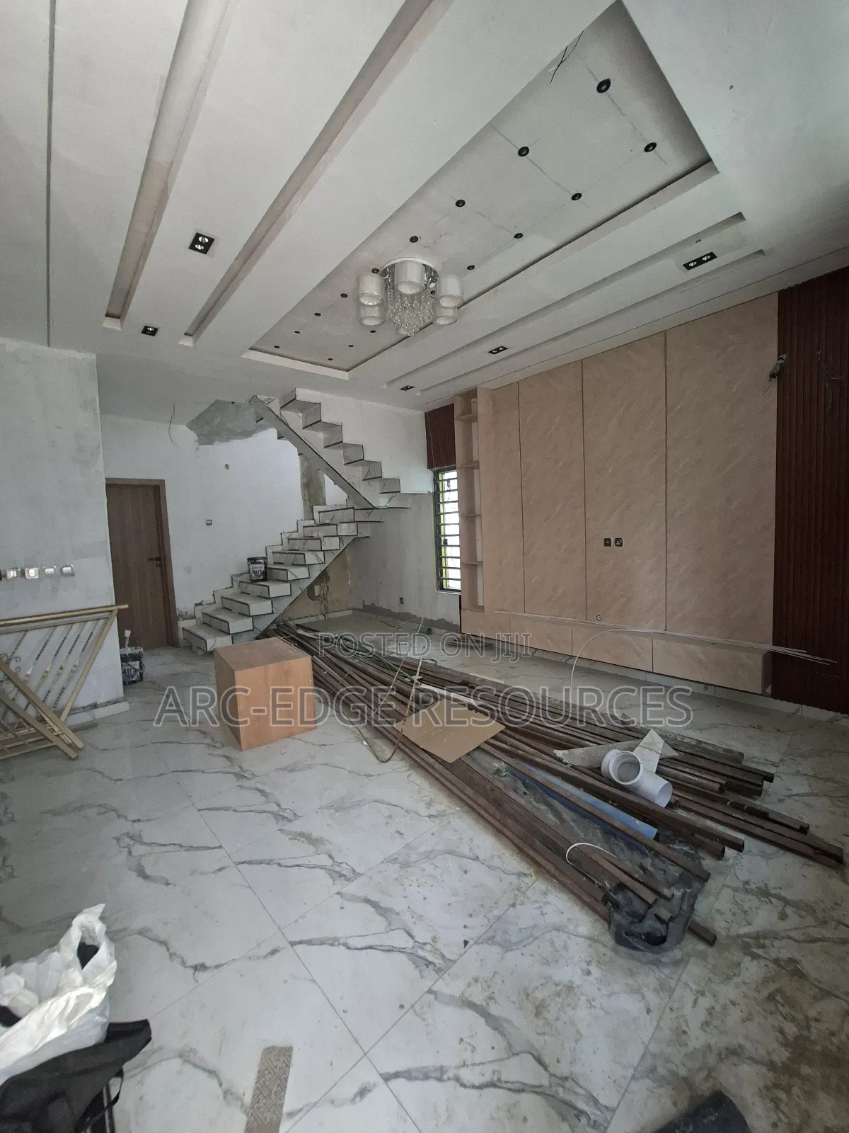 5bdrm Duplex in Apple Junction for sale