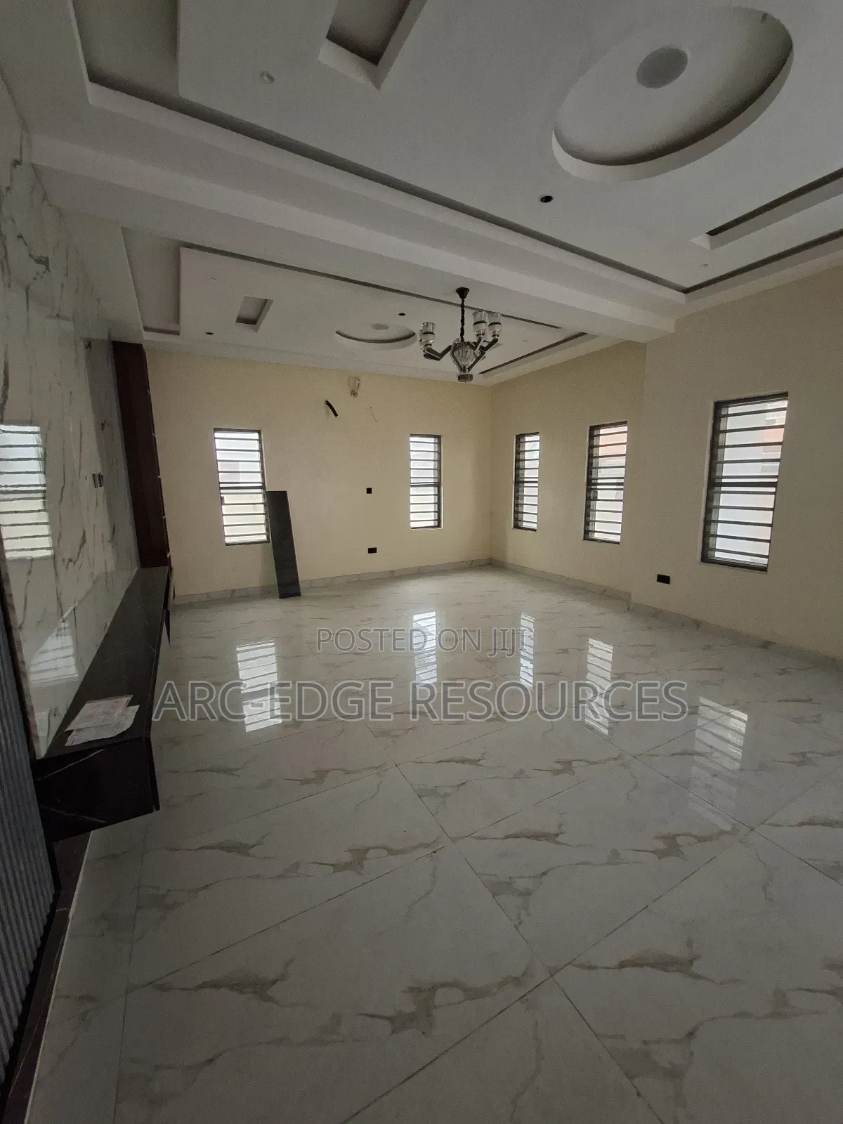 5bdrm Duplex in Apple Junction for sale
