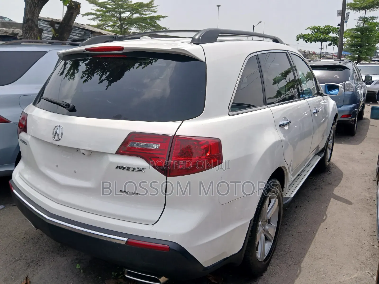Acura MDX Advance Package SUV AWD (3.7L 6cyl 6A) 2012 White