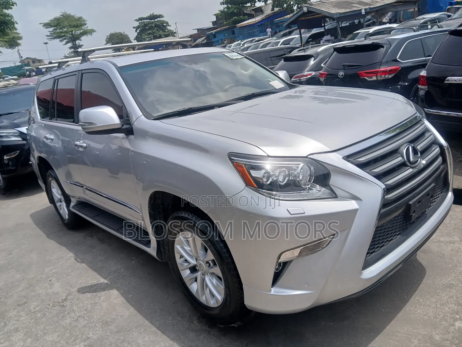 Lexus GX 2019 Silver