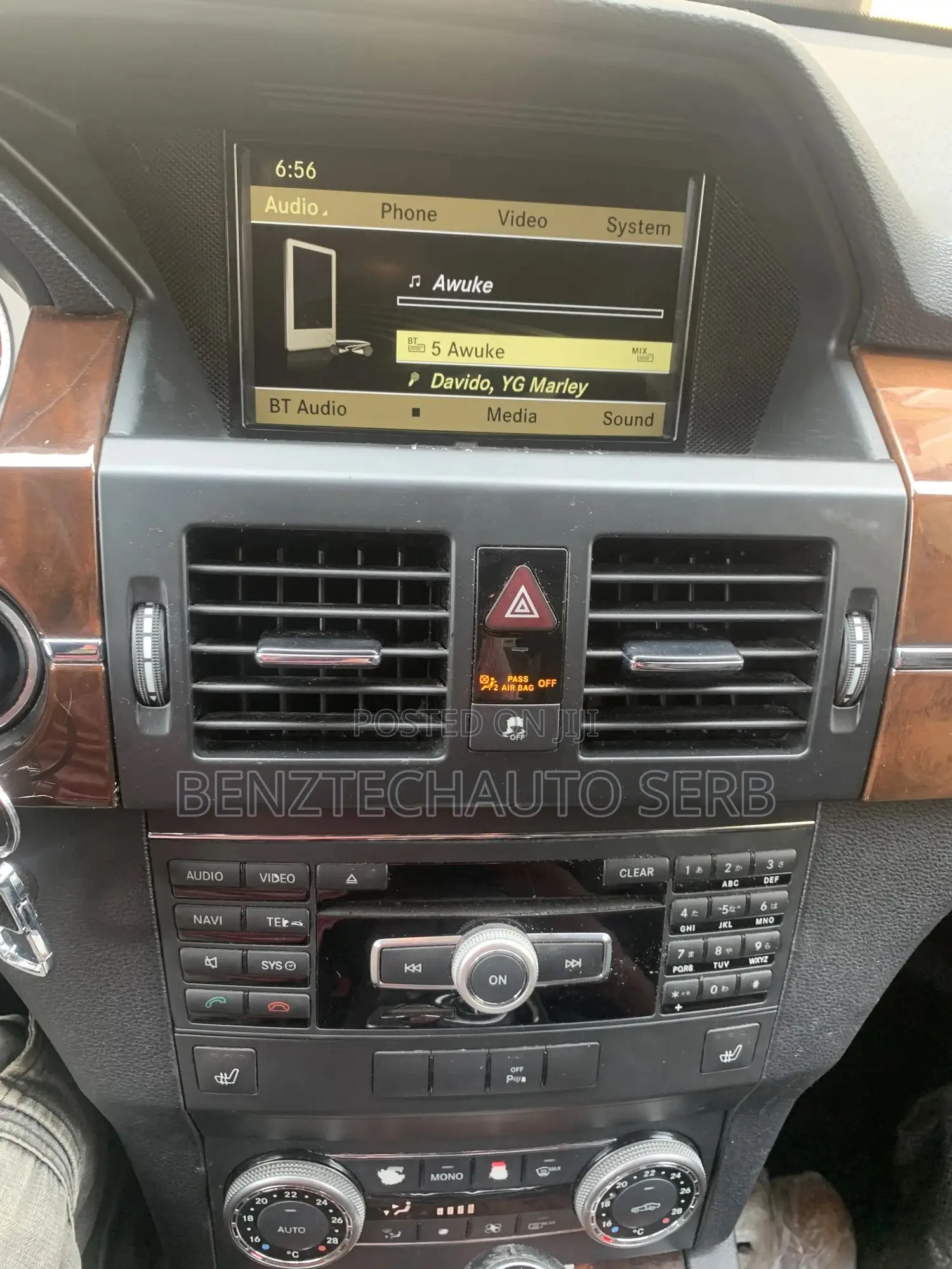 GLK 2010 Upgraded to Original Bluetooth
