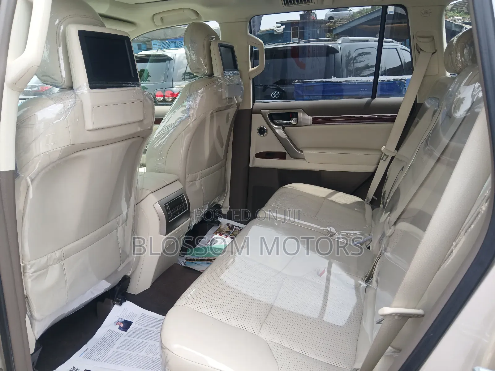 Lexus GX 460 Premium 2013 Gold