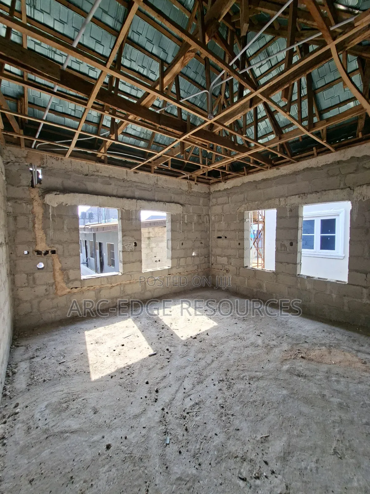 3bdrm Block of Flats in Ago Palace for sale