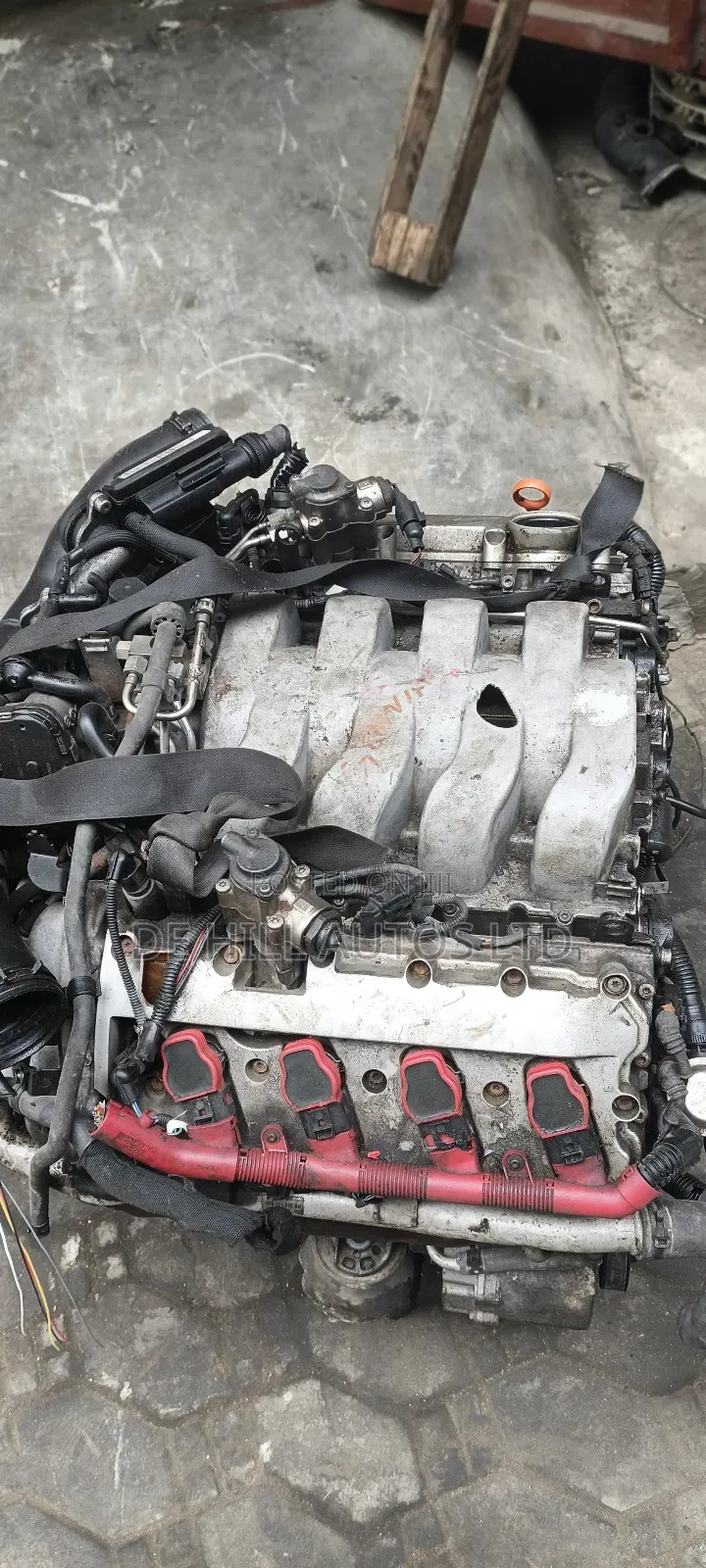 V8 Engine Audi Q7
