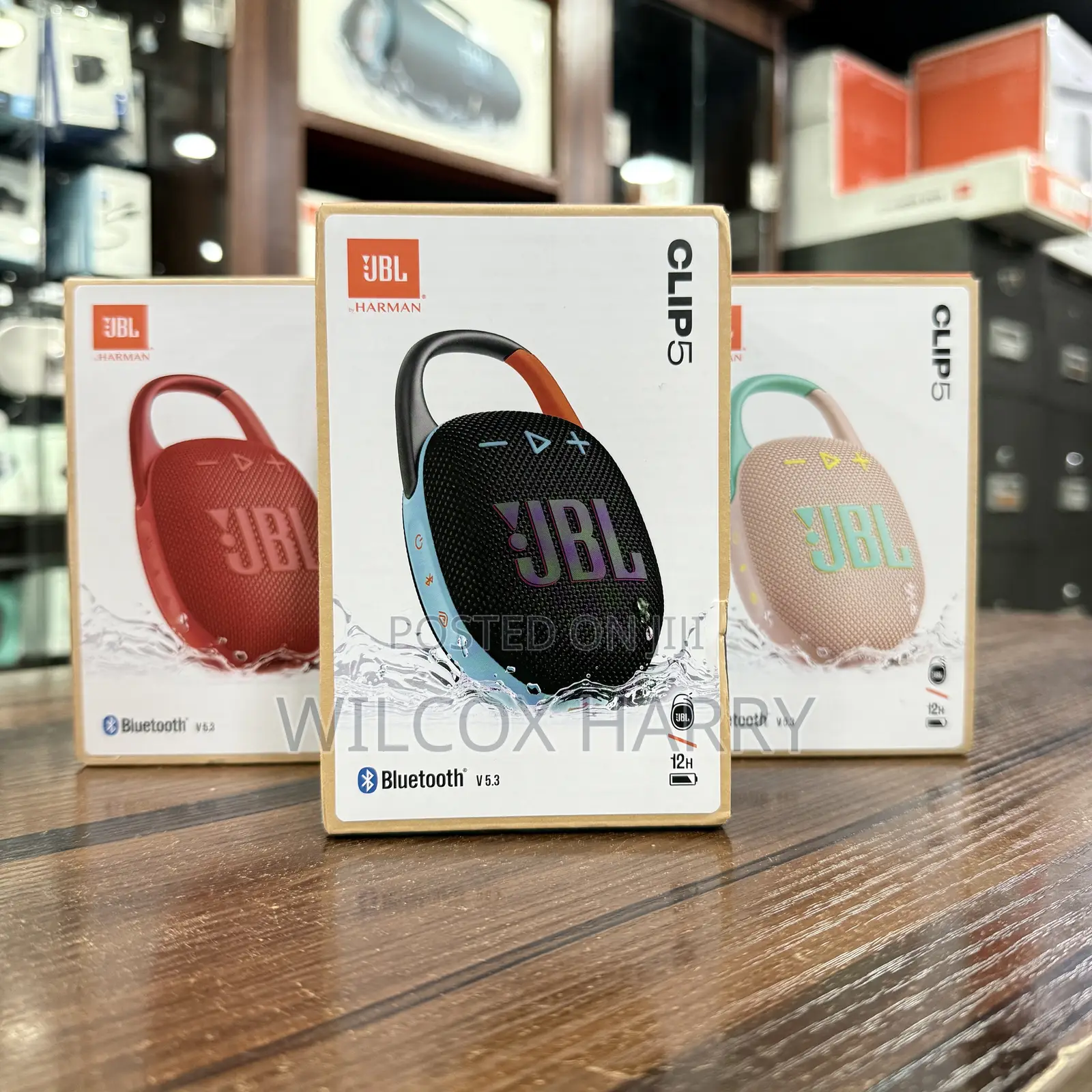 JBL Clip 5 Ultra‐Portable Bluetooth Speaker