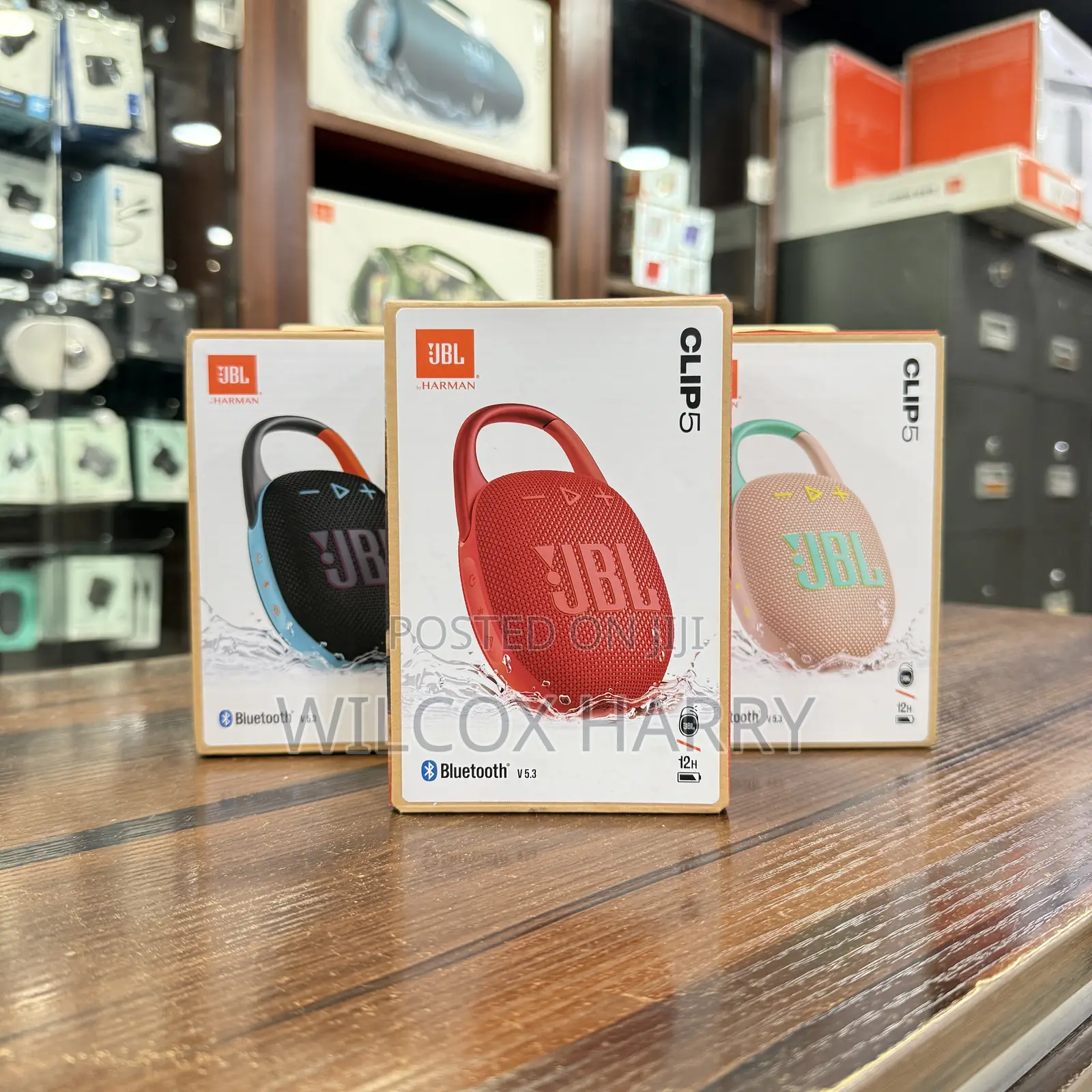 JBL Clip 5 Ultra‐Portable Bluetooth Speaker