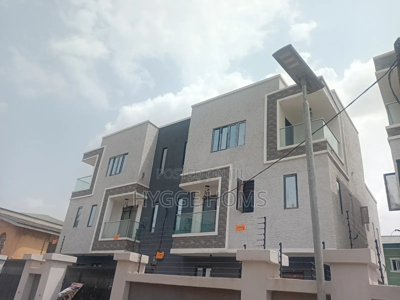 4bdrm Townhouse/Terrace in Ojodu for sale