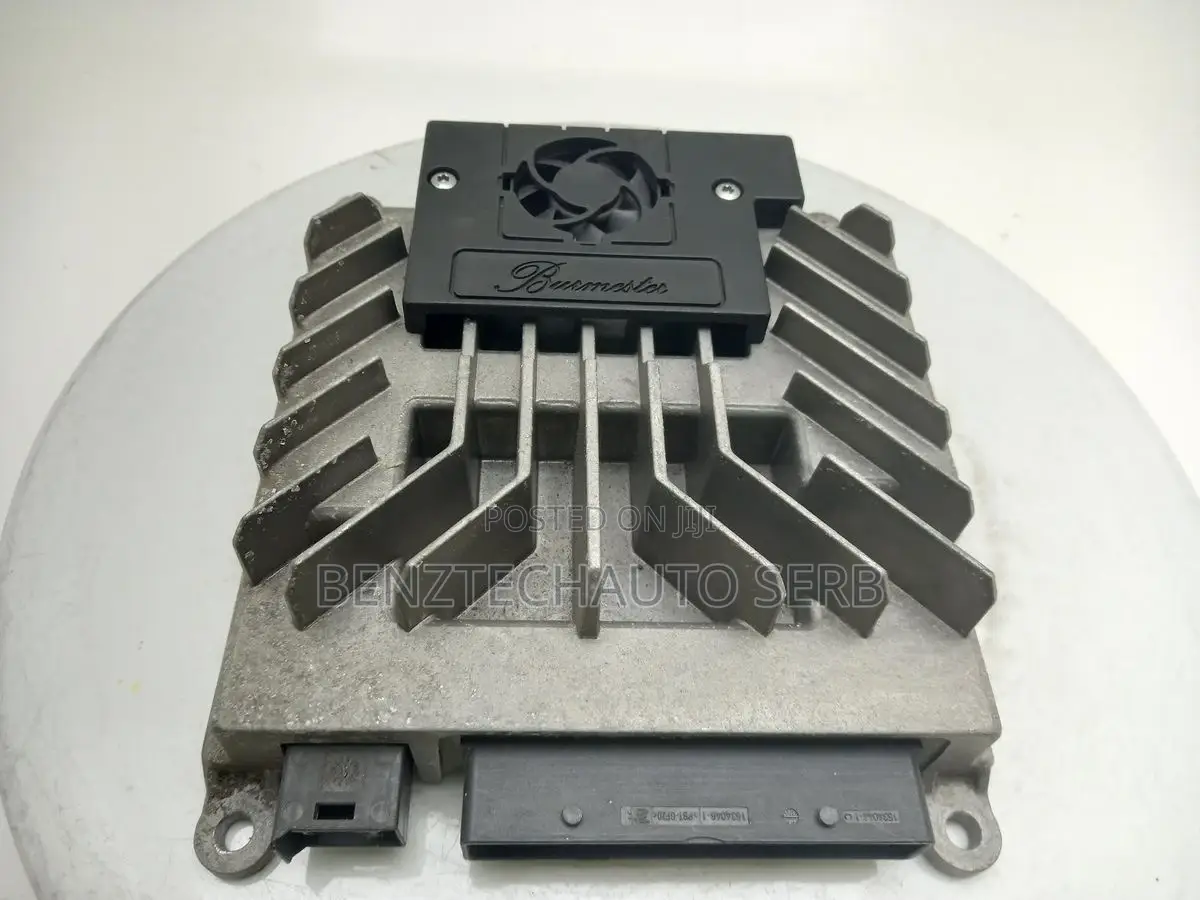 205 Amplifier C300 2015