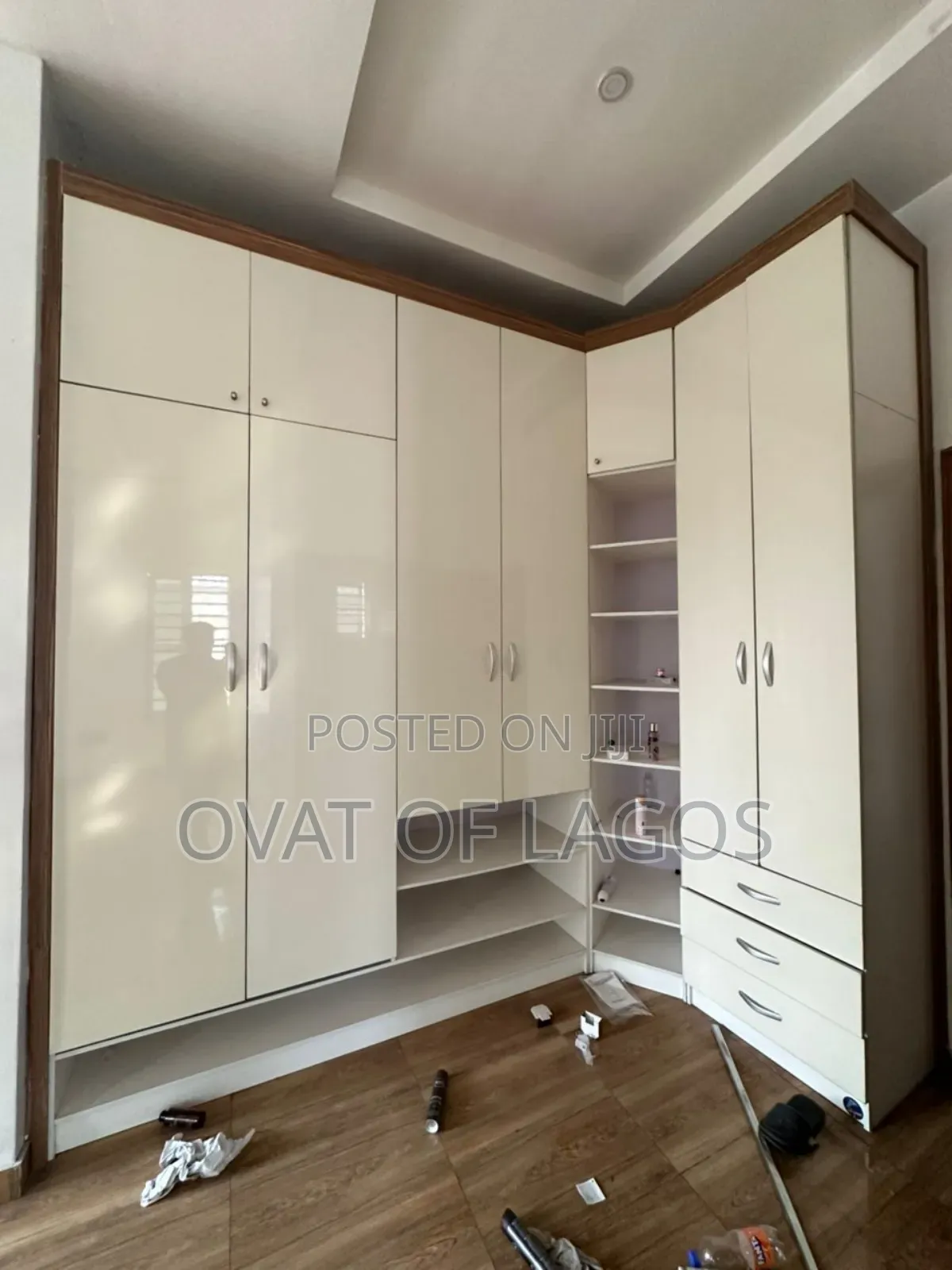 4bdrm Duplex in Chevron for rent