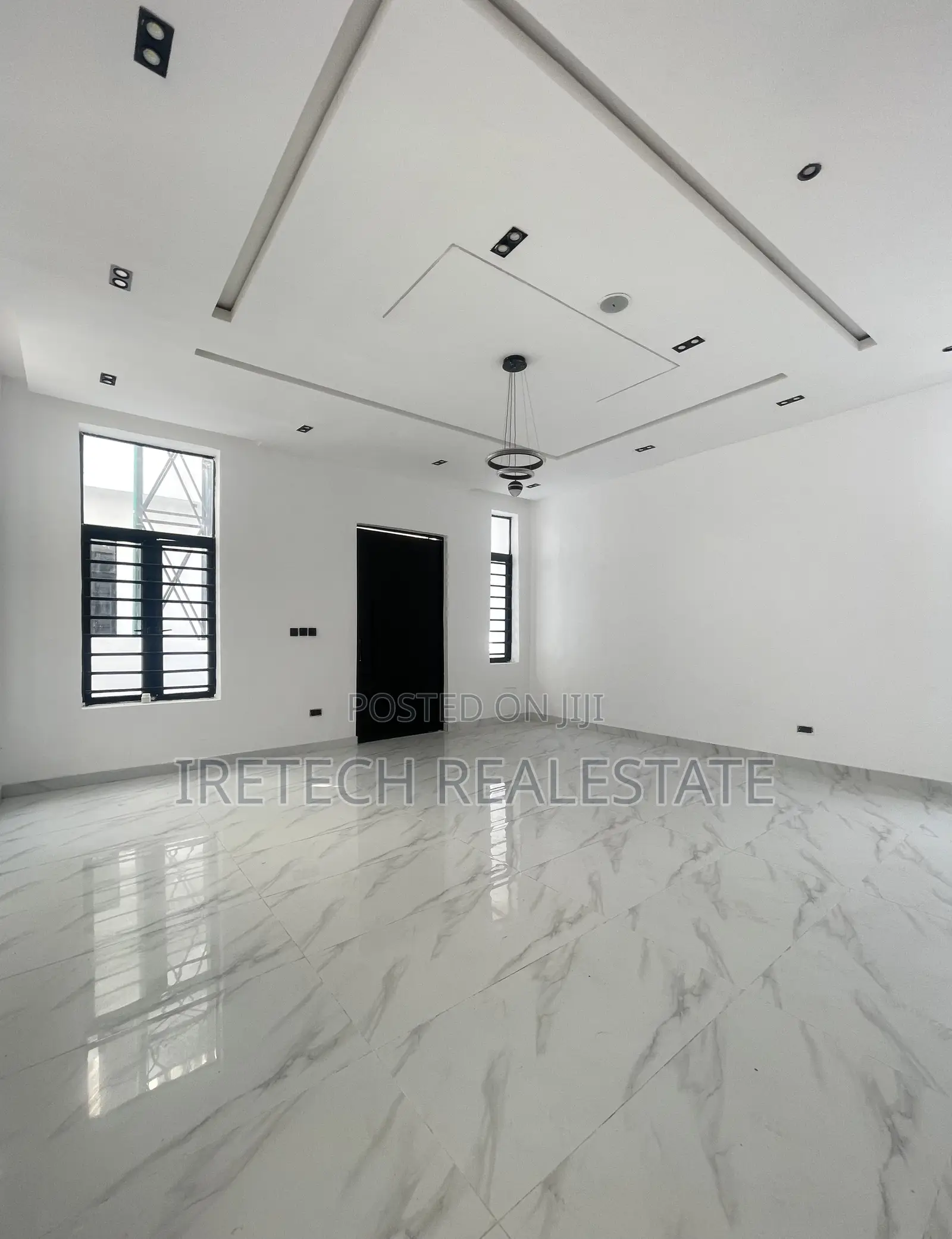 4bdrm Duplex in Ajah In A Secured, Off Lekki-Epe Expressway for sale