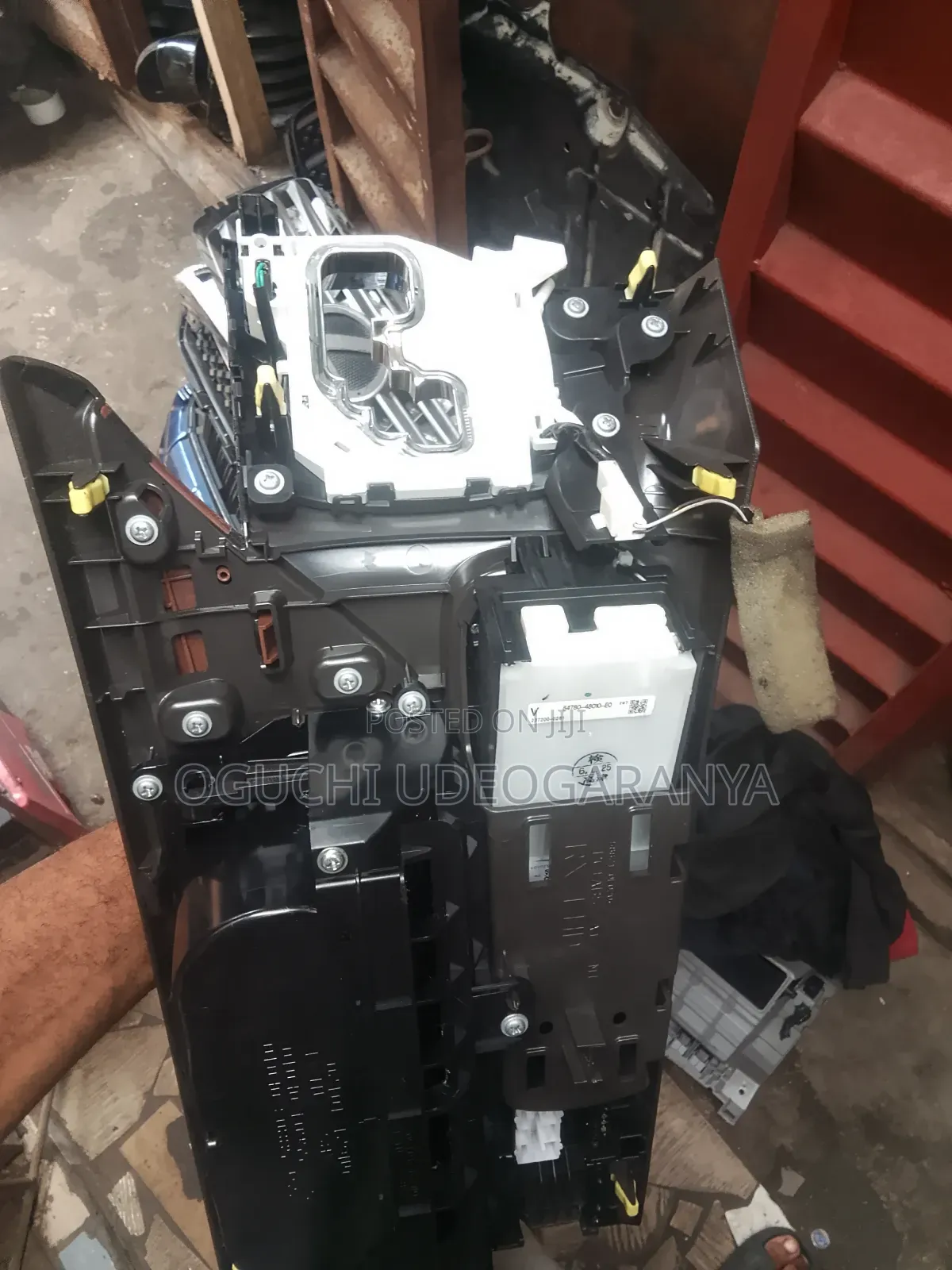 Gear Chrome for Rs 2010