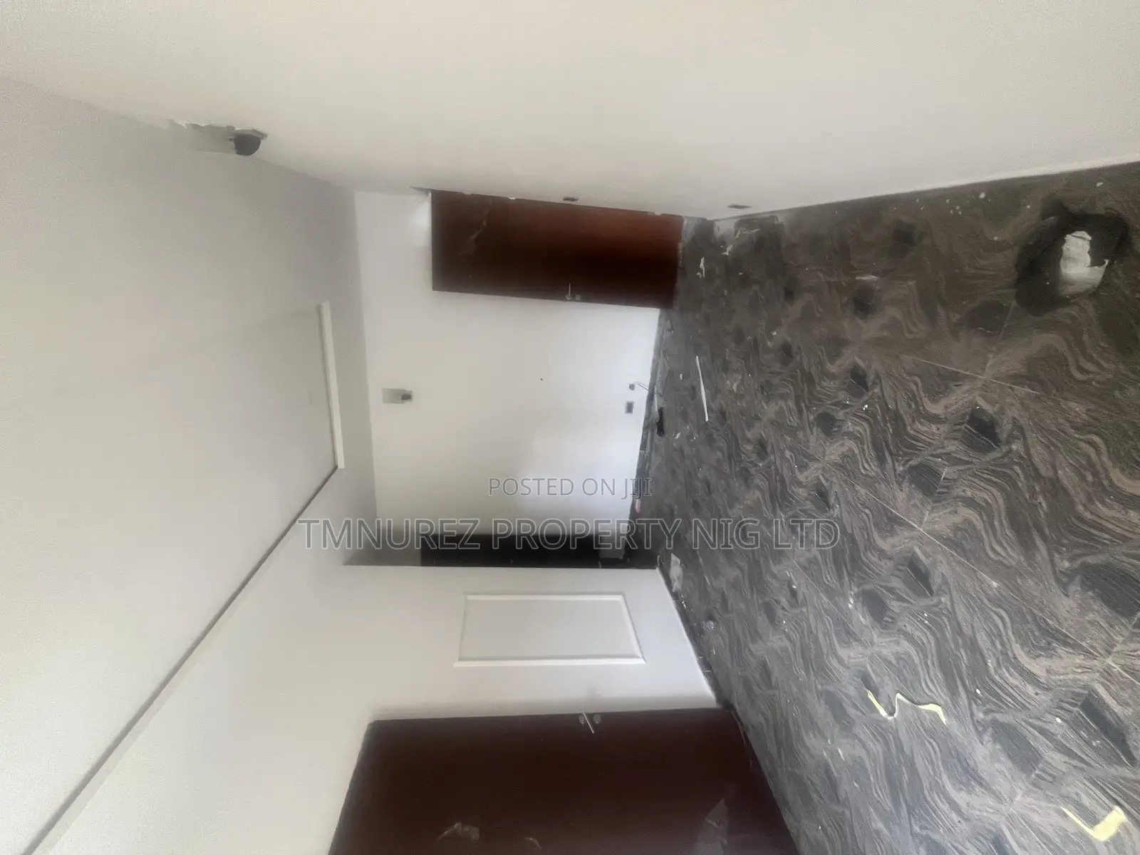 2bdrm Apartment in Chevron, Lekki for rent