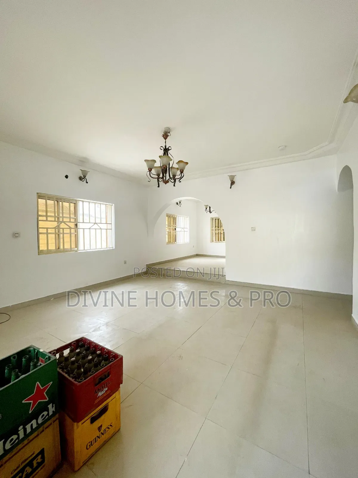 4bdrm Duplex in National Assembly, Apo District for rent