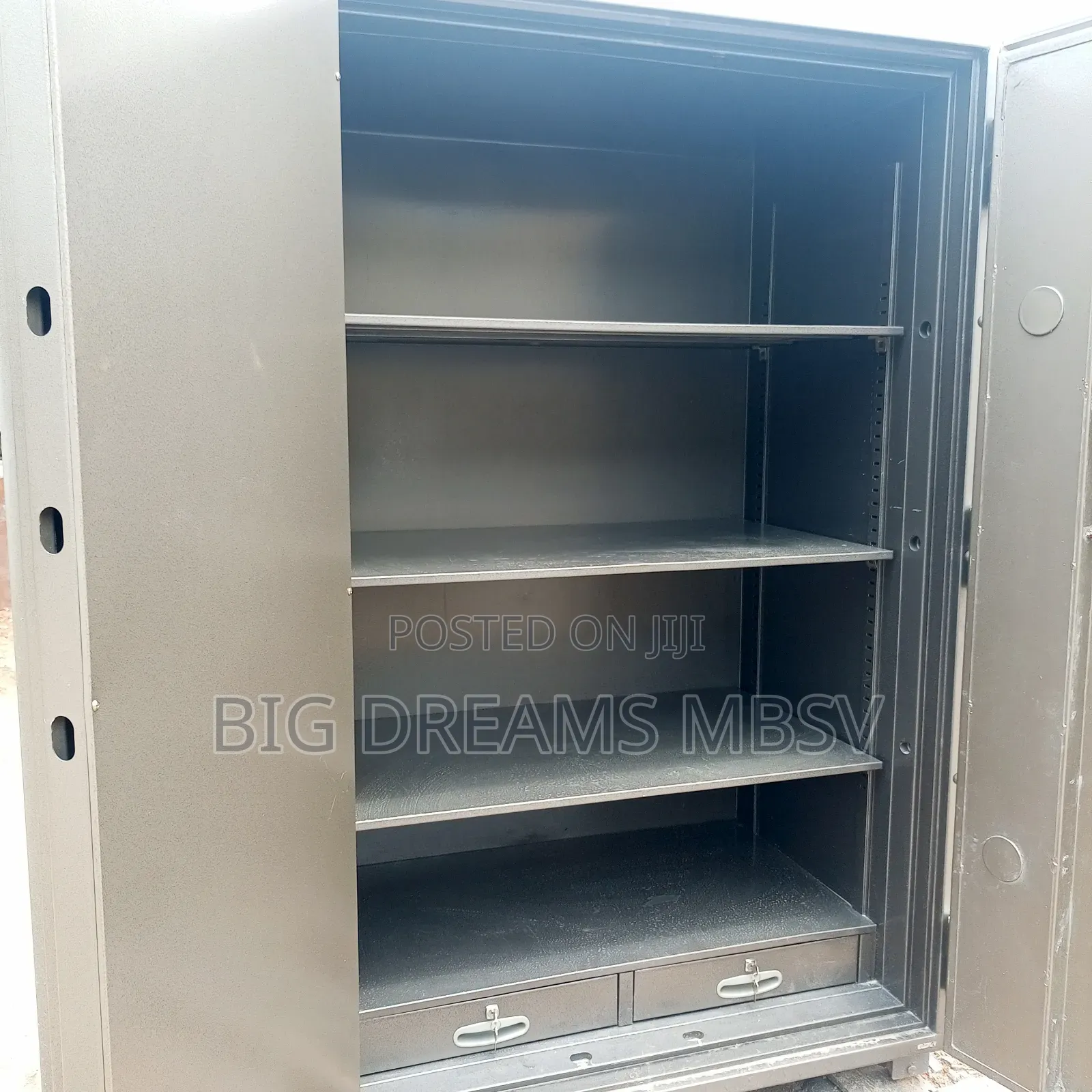 1700 Model Double Door Analogue Fireproof Safe