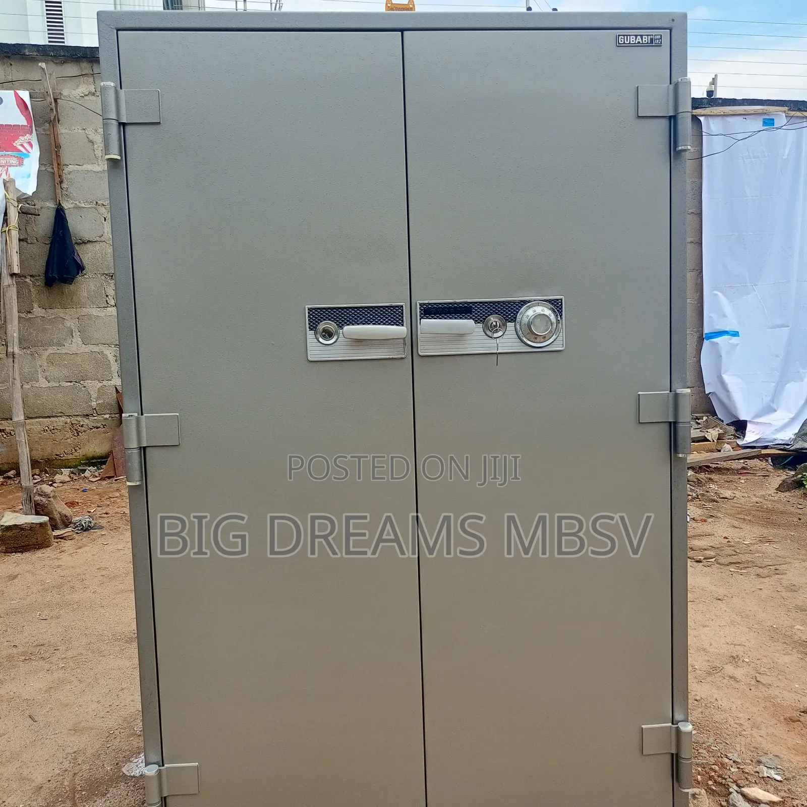 1700 Model Double Door Analogue Fireproof Safe