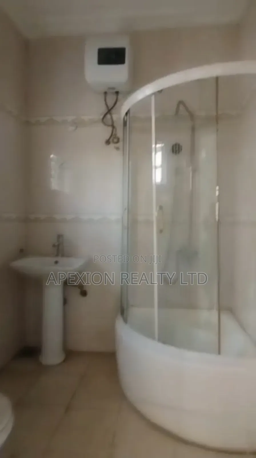 3bdrm House in Apexion Estate, Utako for rent