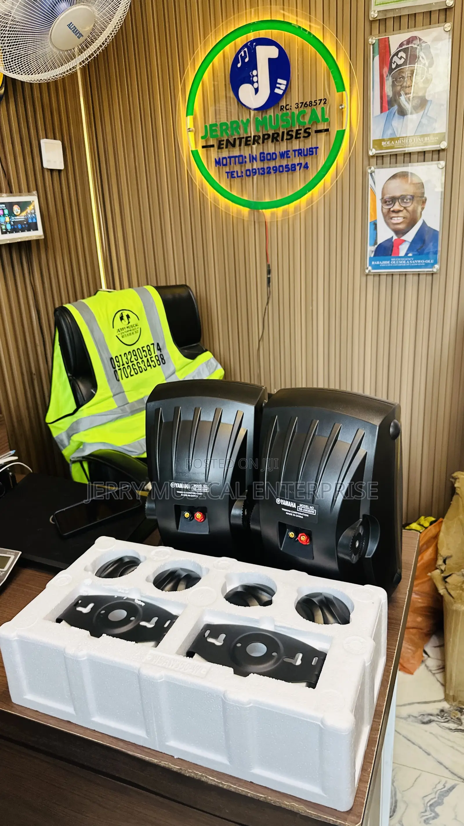 Professional Hanging Speakers For Hall Bar Restaurant Etc