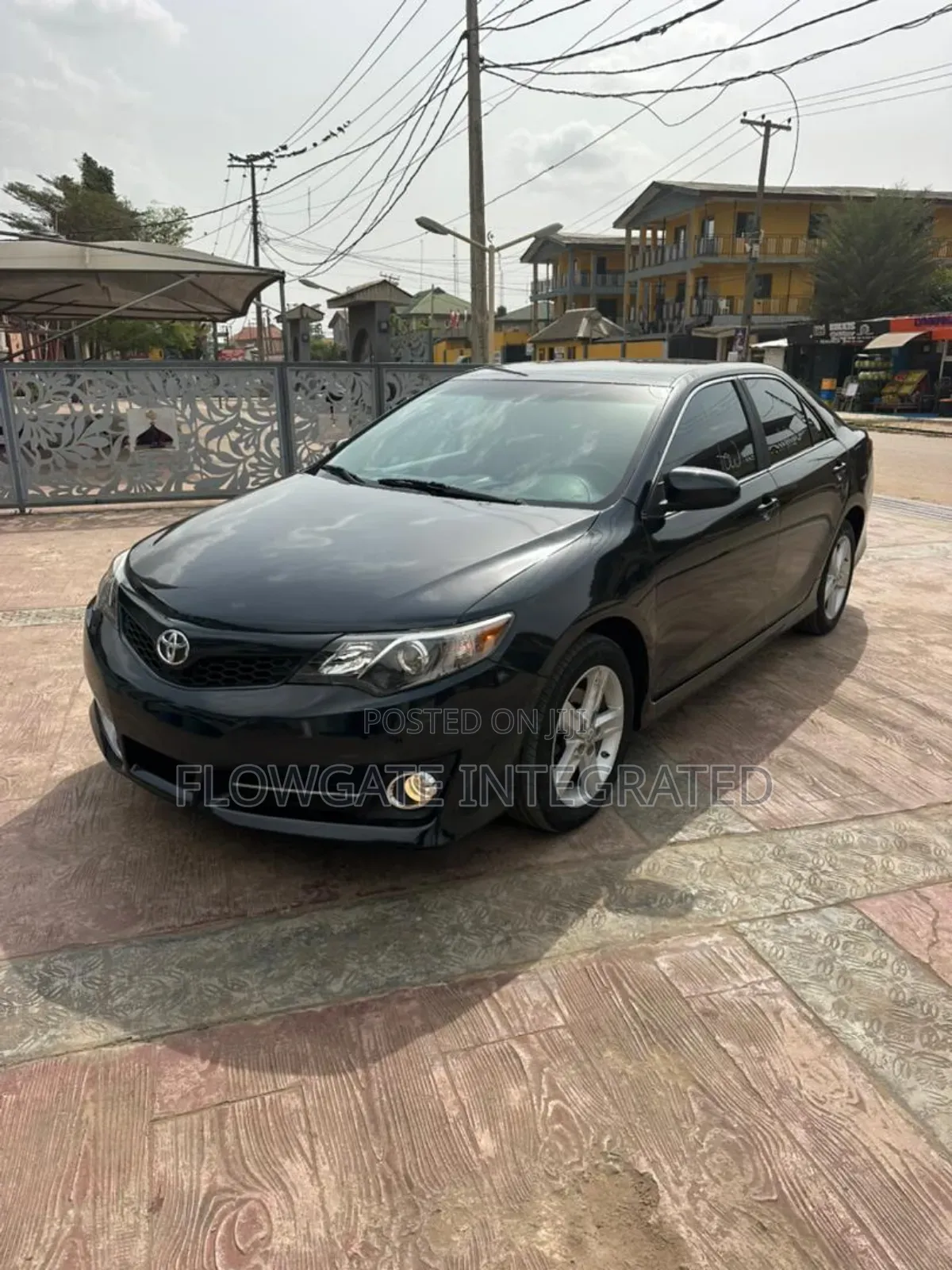 Toyota Camry SE 4dr Sedan (2.5L 4cyl 6A) 2012 Blue