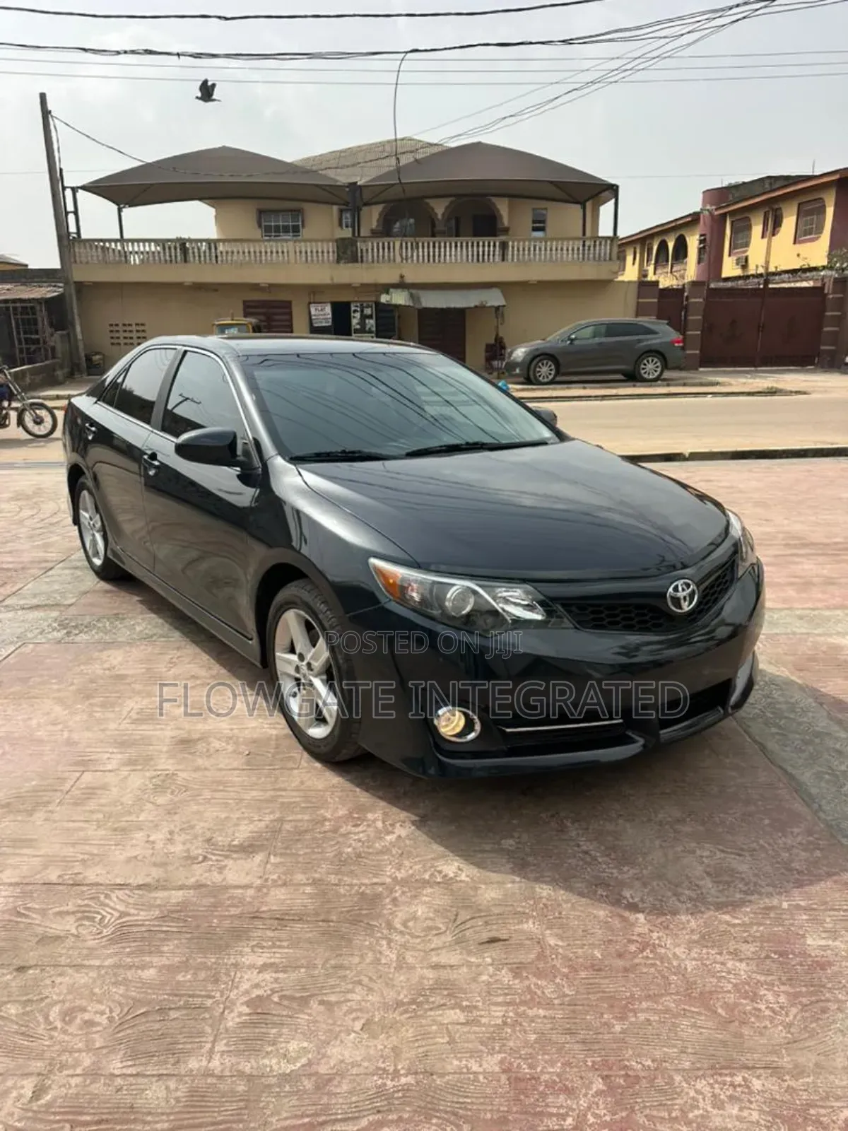 Toyota Camry SE 4dr Sedan (2.5L 4cyl 6A) 2012 Blue