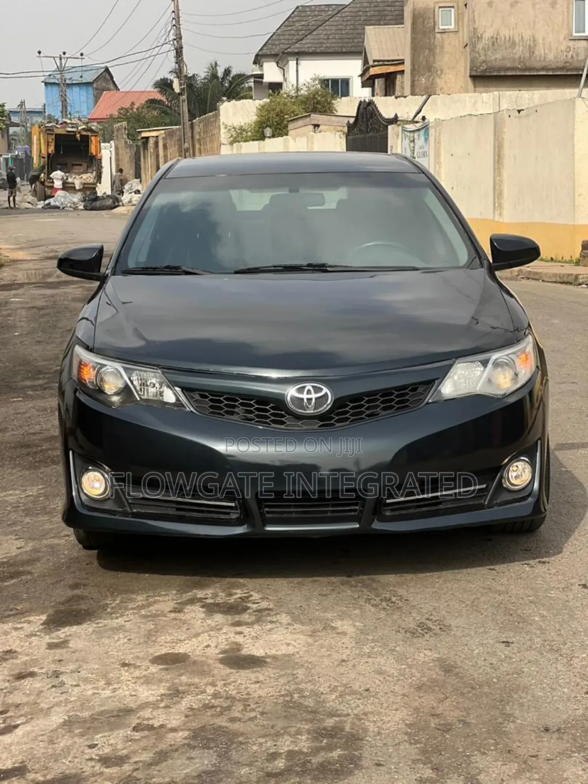 Toyota Camry SE 4dr Sedan (2.5L 4cyl 6A) 2012 Blue