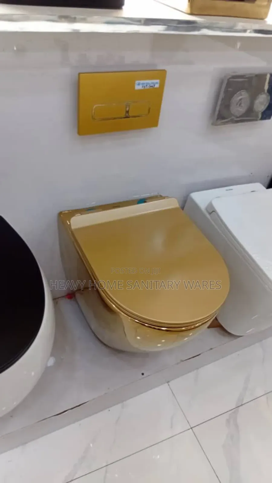 Gold Water Closet G09