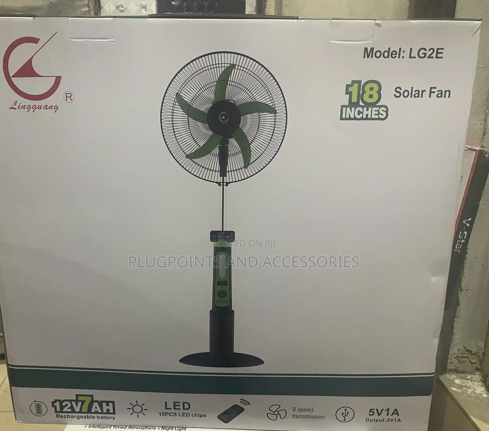 18” Powerful Rechargeable Fan Solar/Bulbs