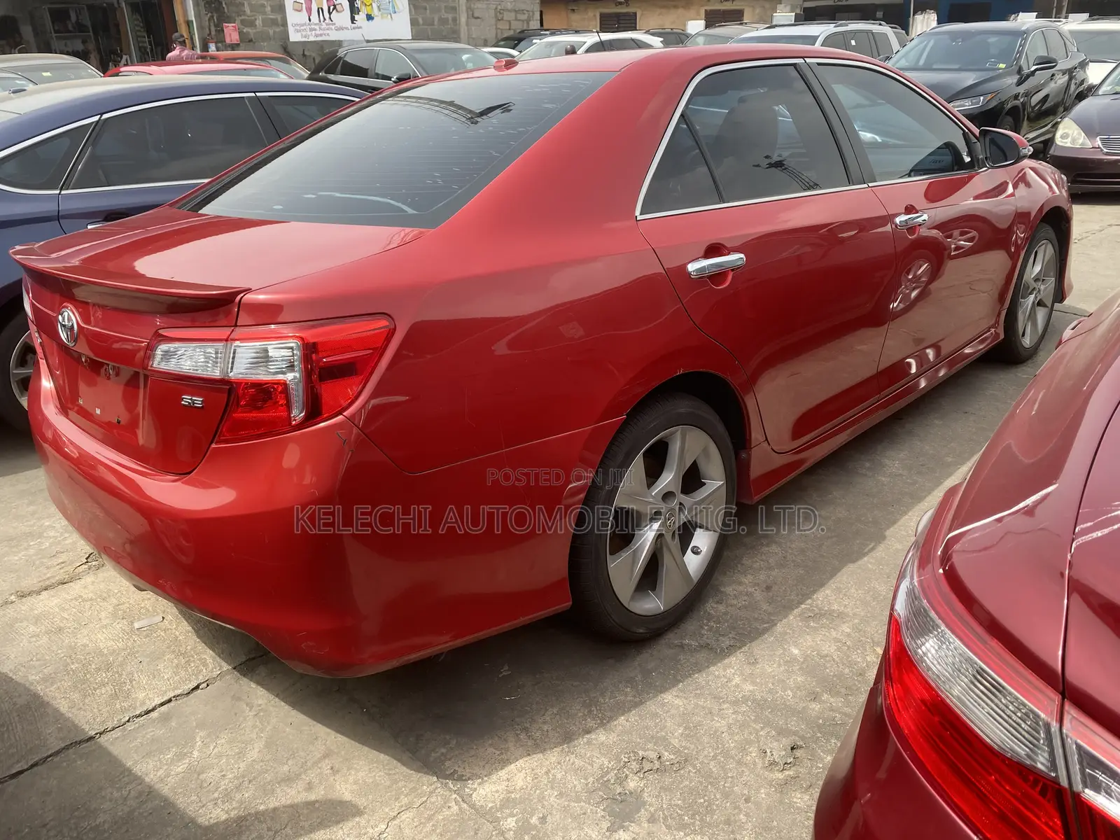 Toyota Camry SE 4dr Sedan (2.5L 4cyl 6A) 2012 Red