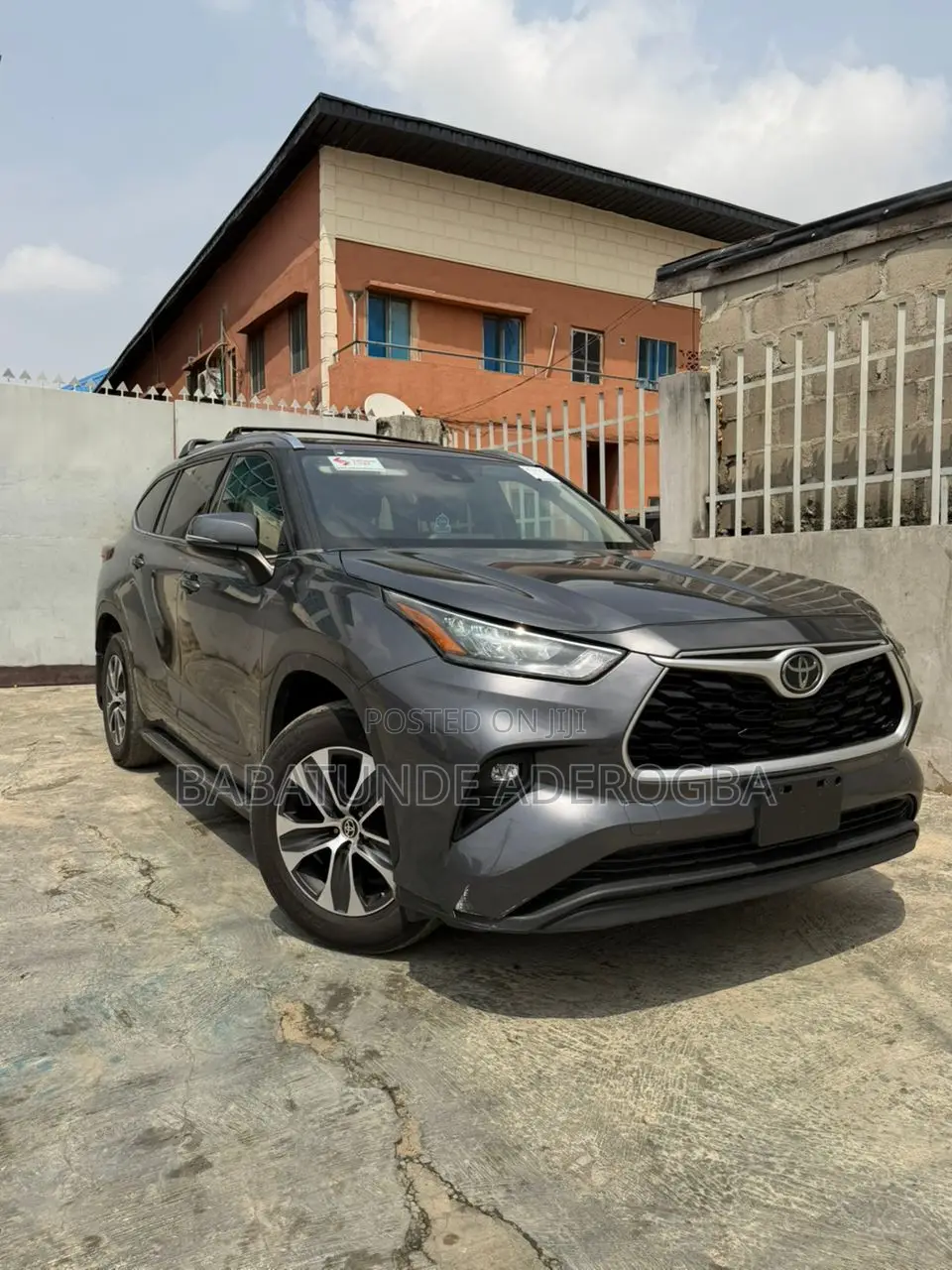 Toyota Highlander XLE AWD 2020 Gray