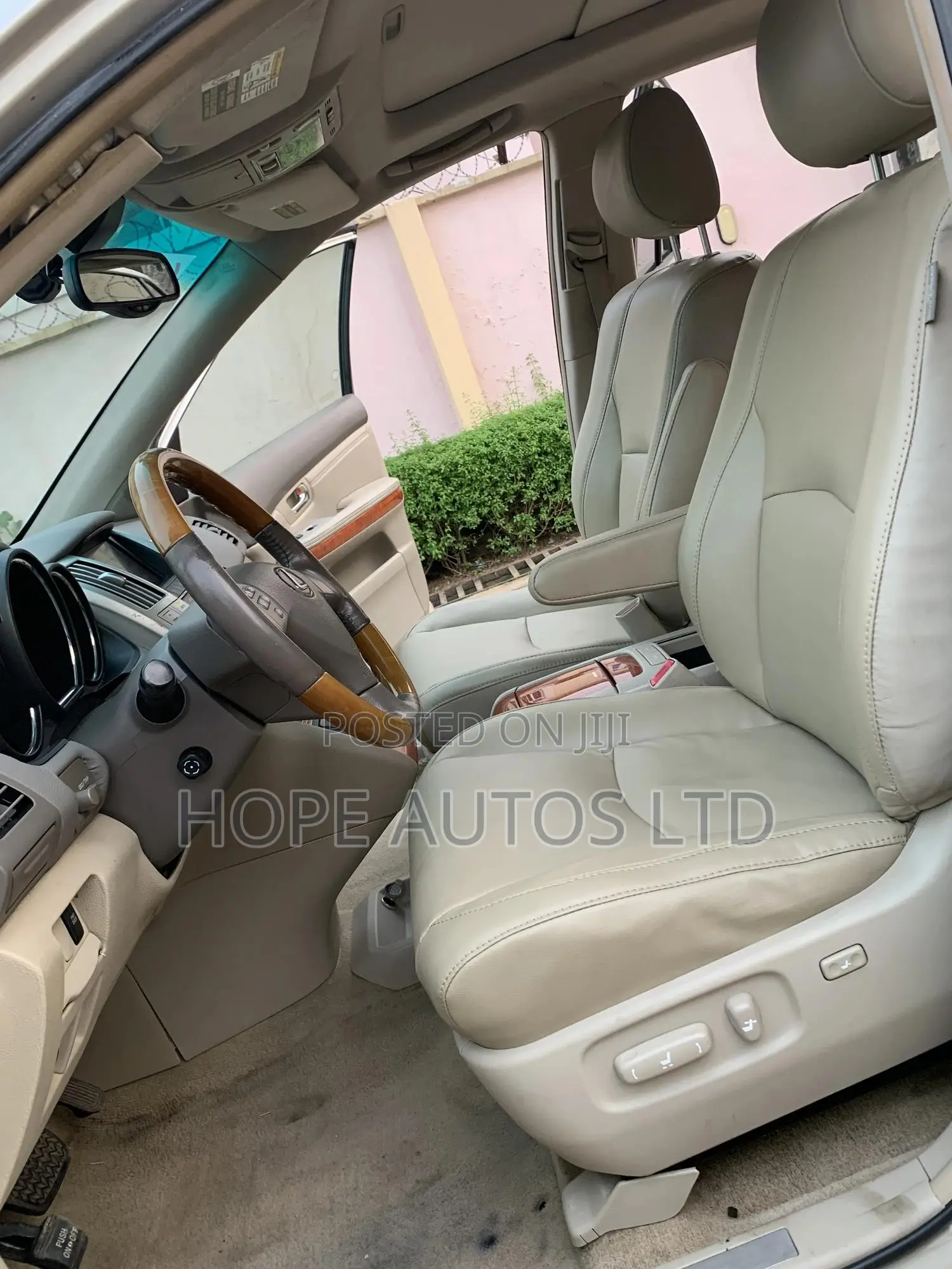 Lexus RX 330 2005 Gold
