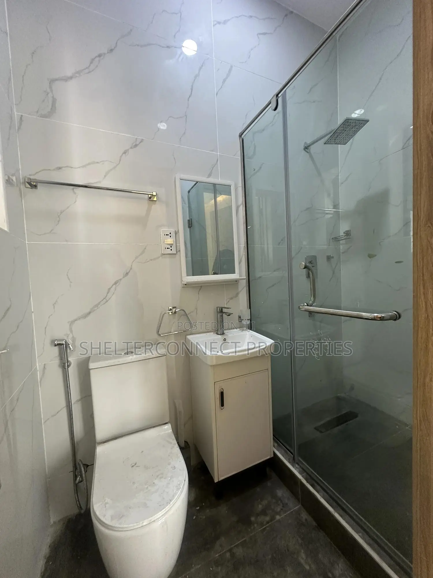 6bdrm Duplex in Lekki Phase 1 for sale