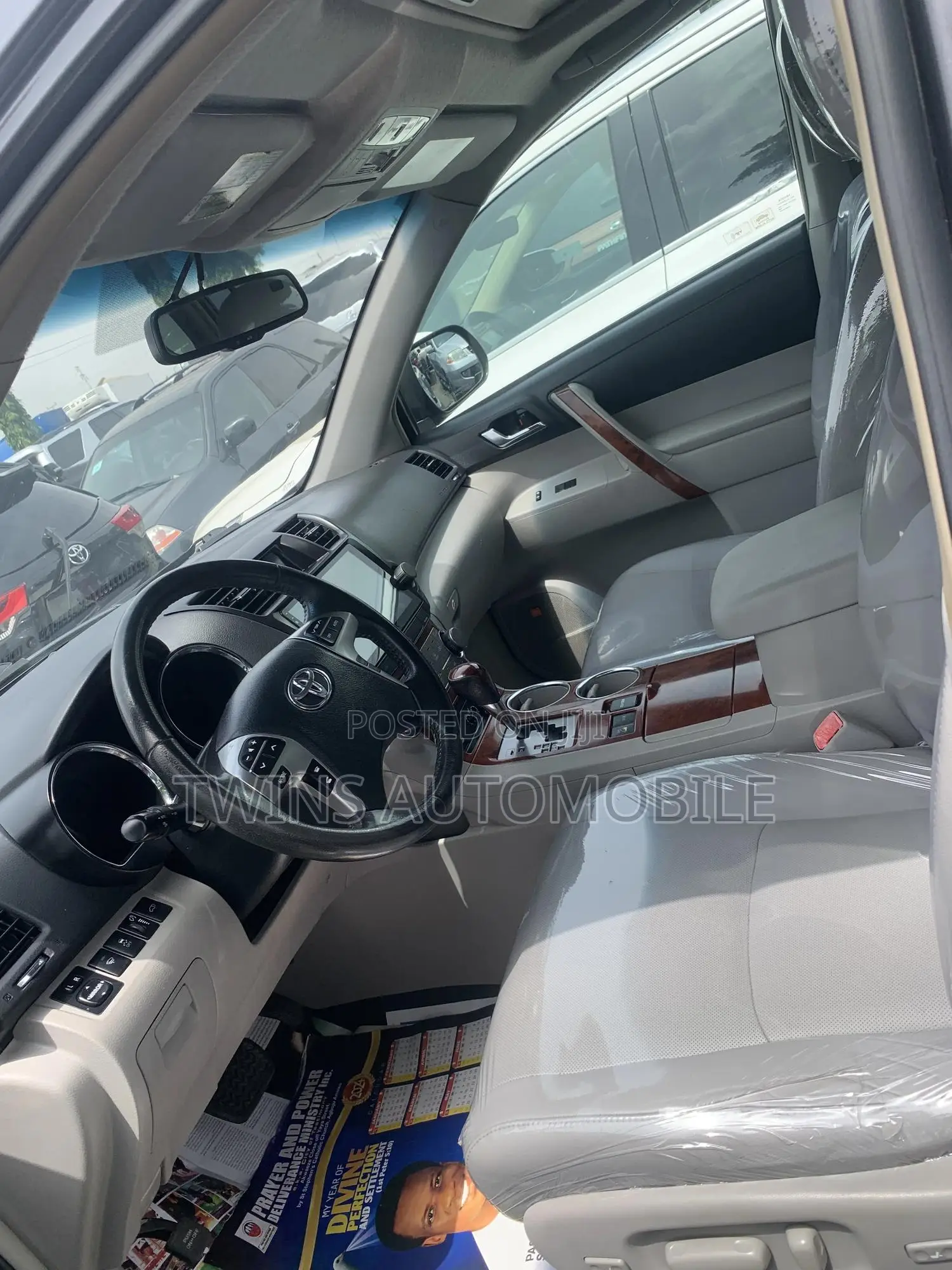 Toyota Highlander Limited 2012 Gray