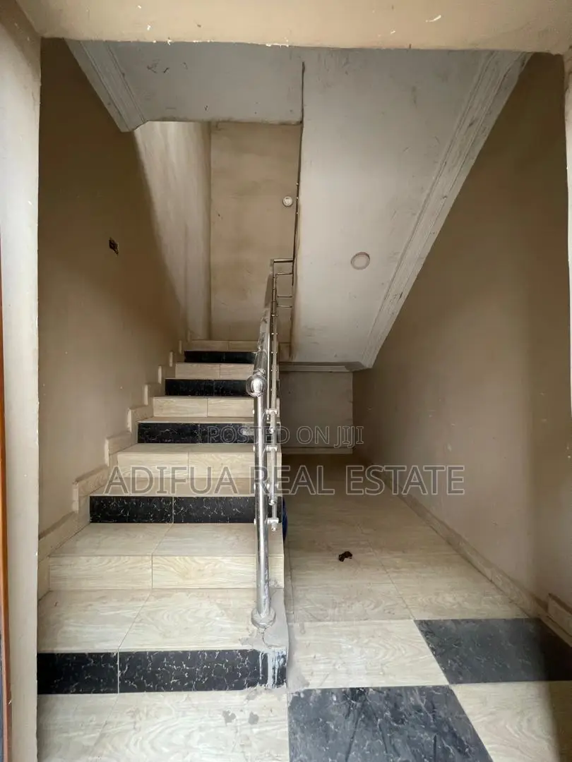 2bdrm Block of Flats in Kubwa for sale