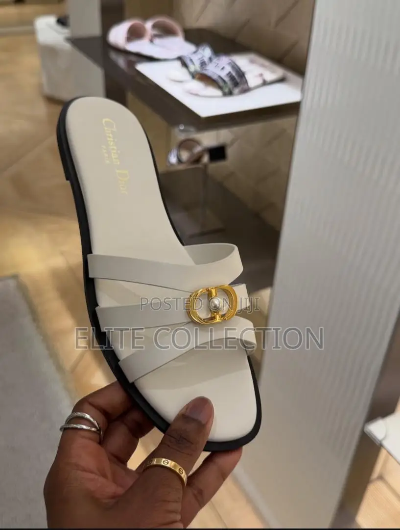 Dior Premium Luxe Slide* *Size: 37 38 39 40 41 42*