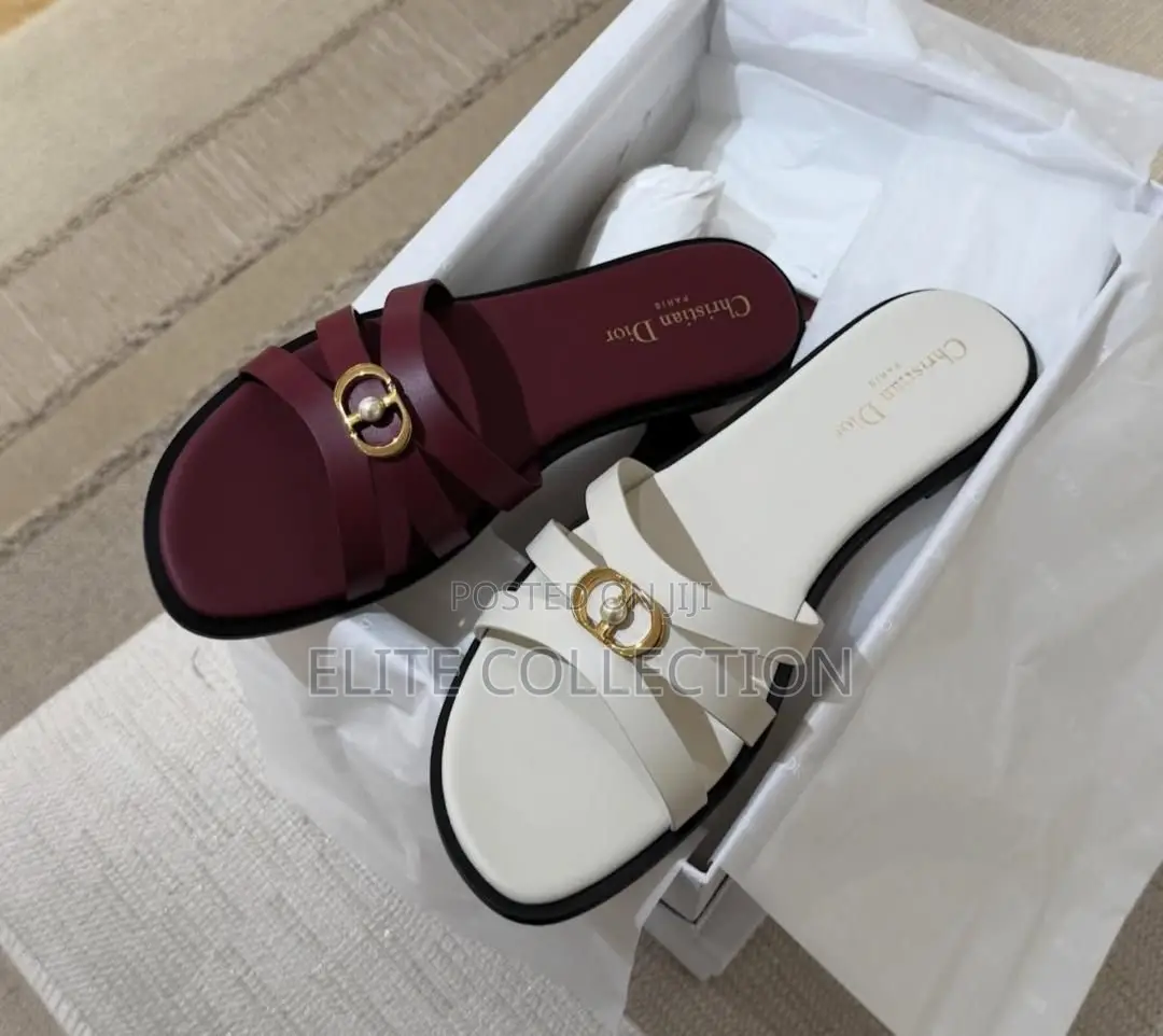 Dior Premium Luxe Slide* *Size: 37 38 39 40 41 42*