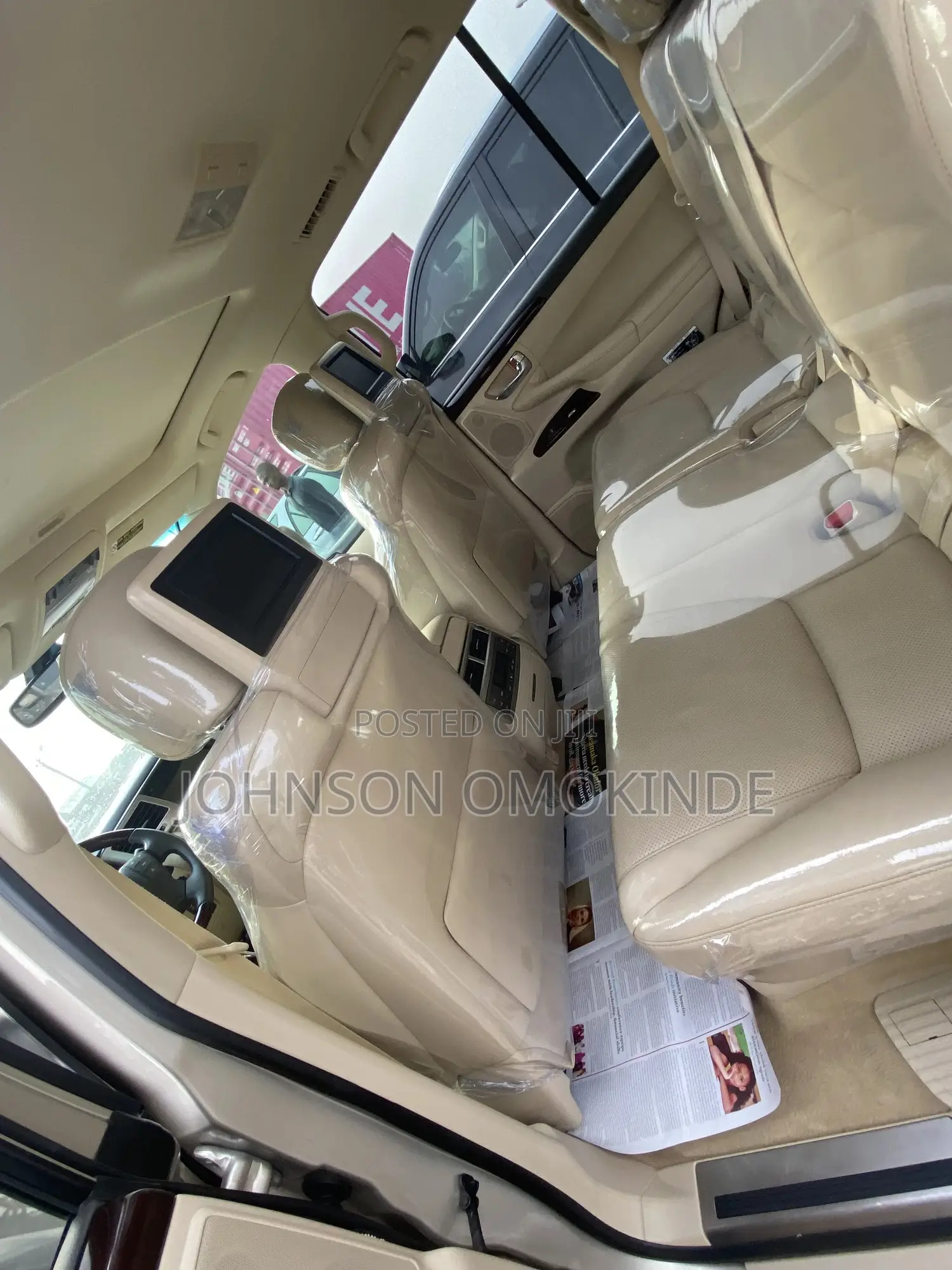 Lexus LX 570 AWD 2016 Gold