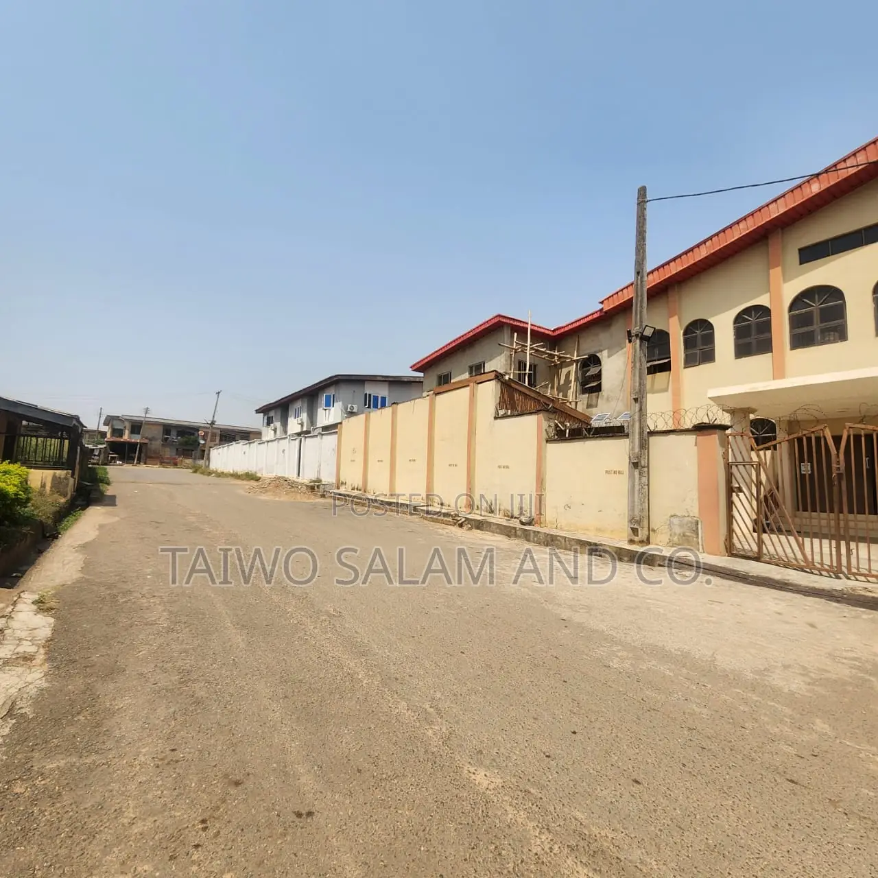 3bdrm Block of Flats in Aromolaran, Iwo Road for sale