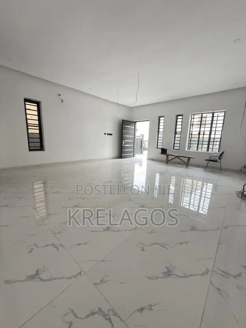 5bdrm Duplex in VGC / Ajah for sale