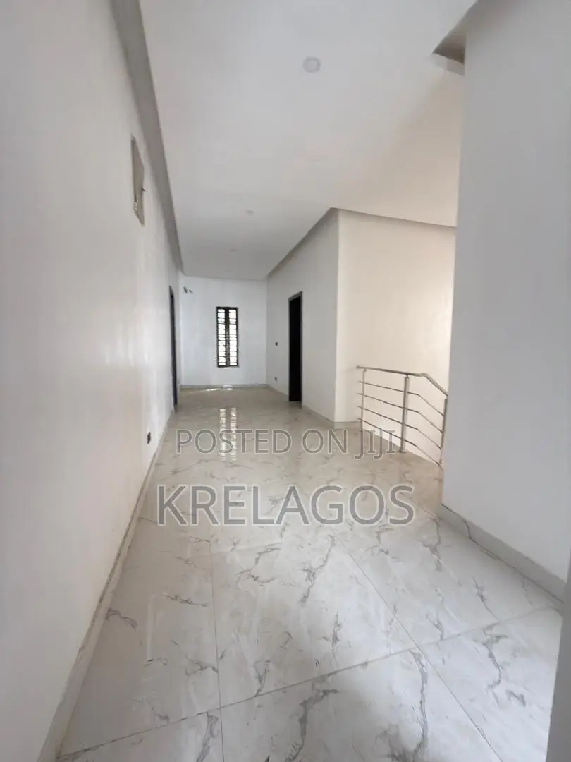 5bdrm Duplex in VGC / Ajah for sale