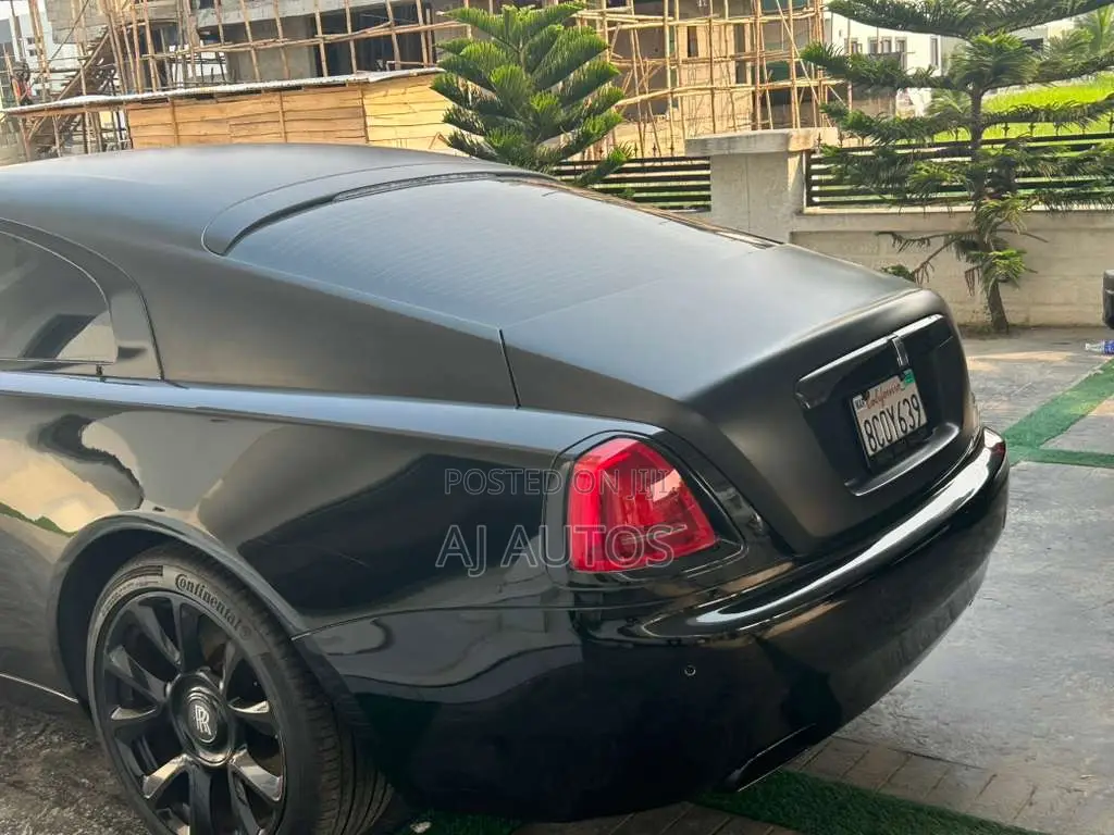 Rolls-Royce Wraith 6.6 RWD 2017 Black