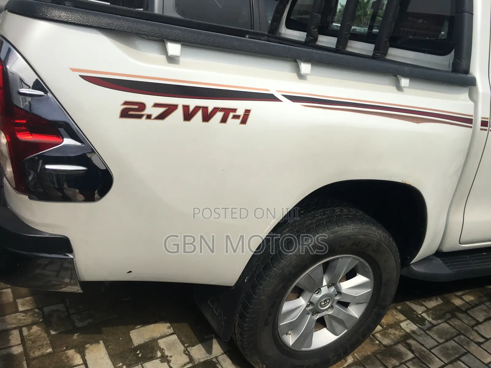 Toyota Hilux 2017 White