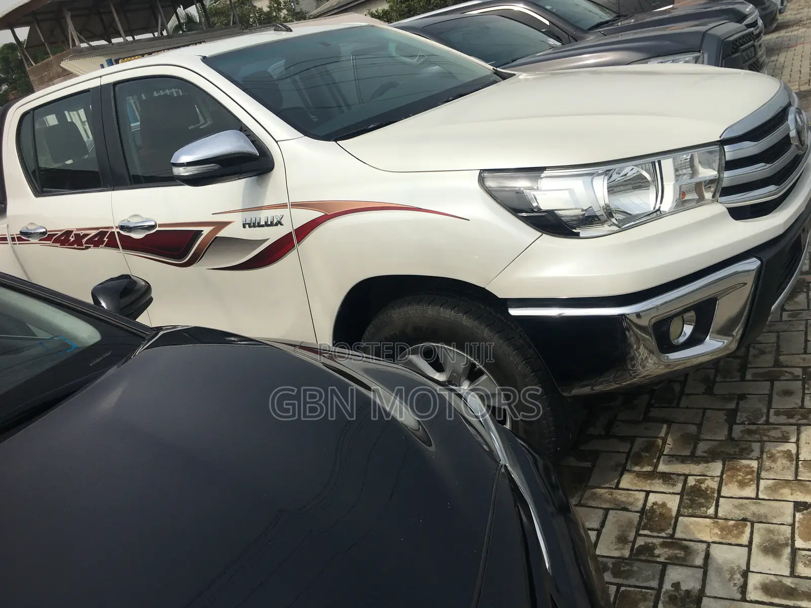 Toyota Hilux 2017 White