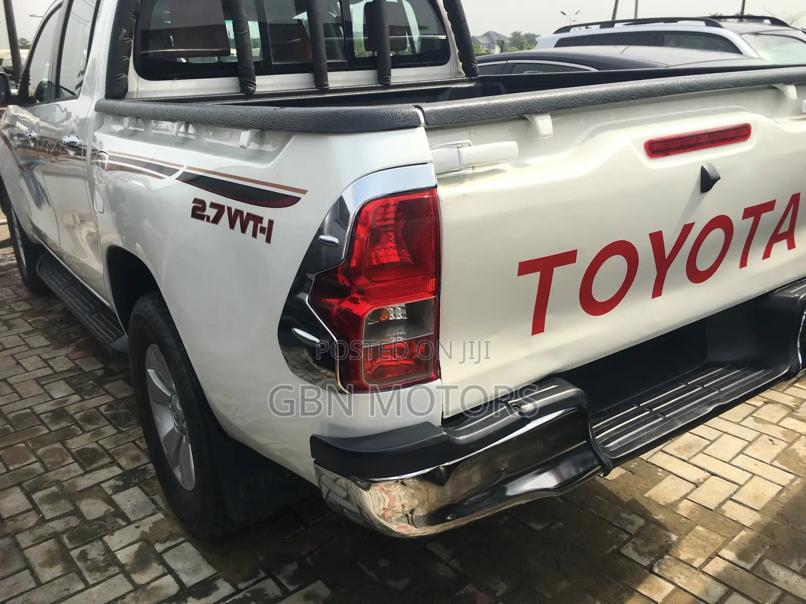Toyota Hilux 2017 White